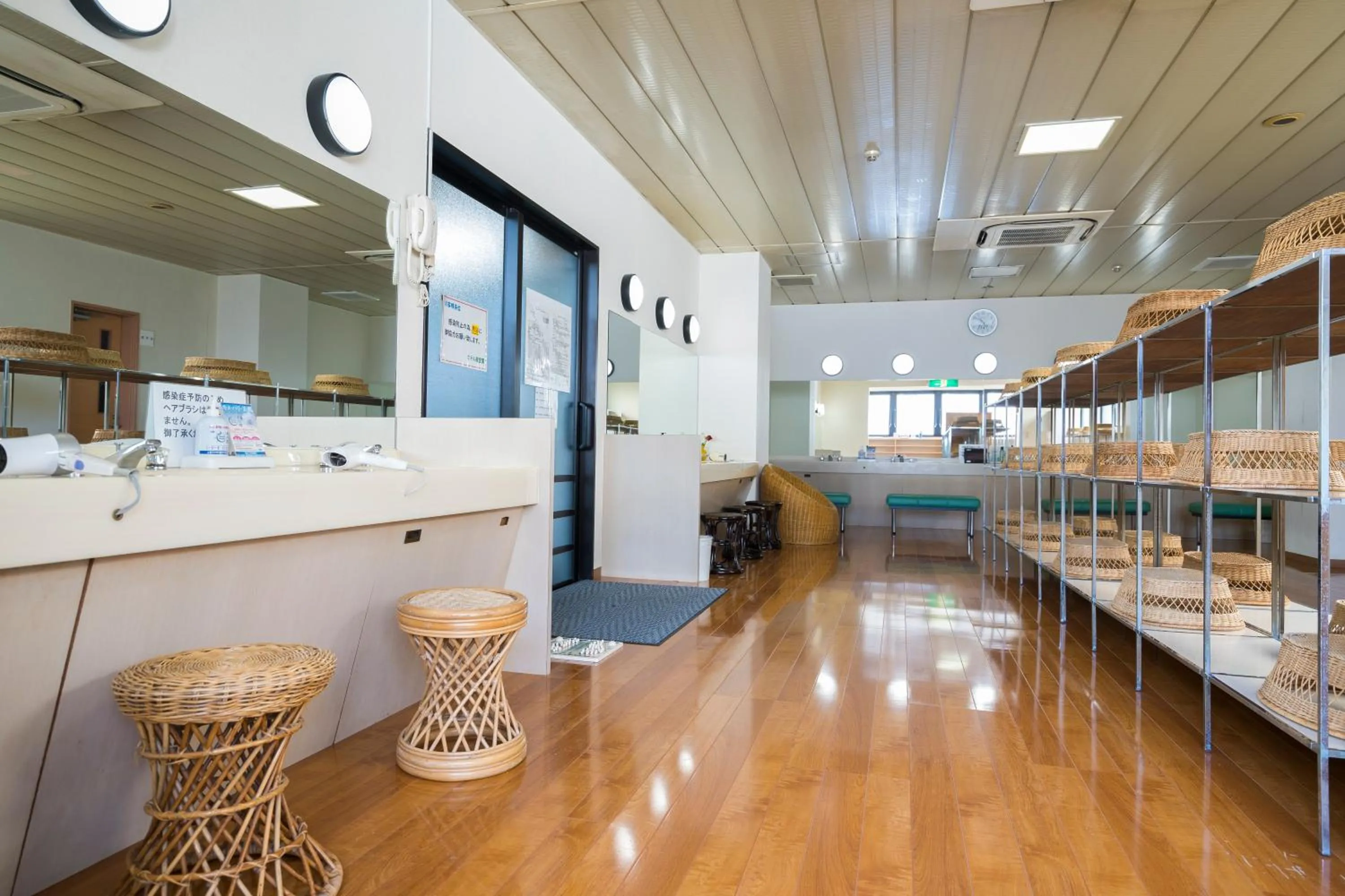 Hot Spring Bath in Hotel Ryutouen