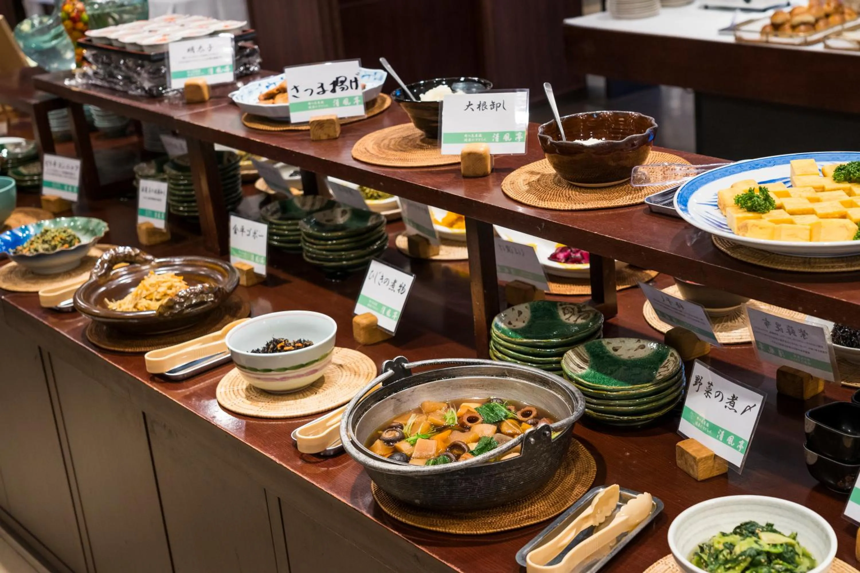 Breakfast in Hotel Ryutouen