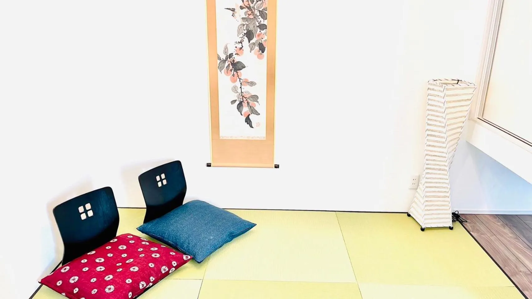 Living room, Bed in Megu Fuji Plus