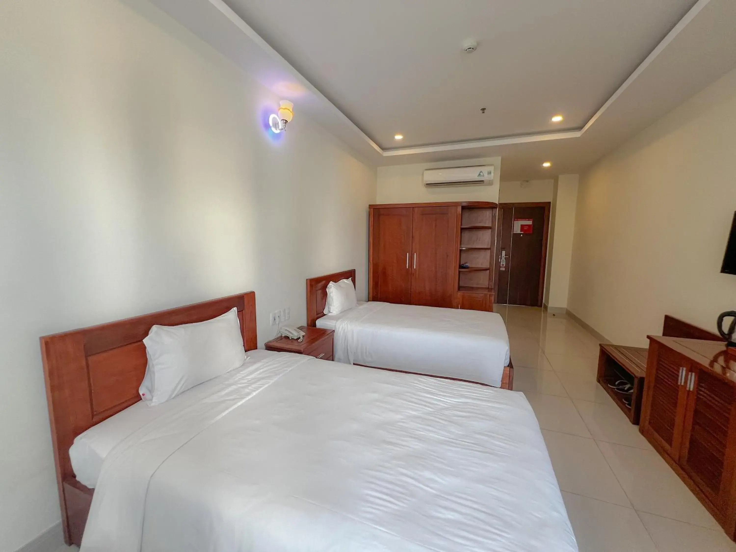Budget Twin Room in Phuoc My An Beach Budget Twin Room in Phuoc My An Beach
