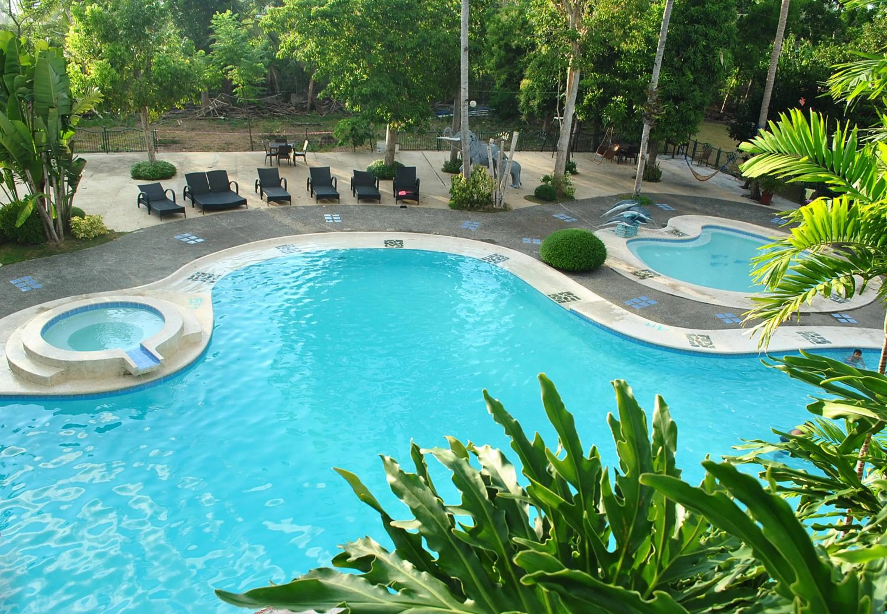 San Remigio Beach Club