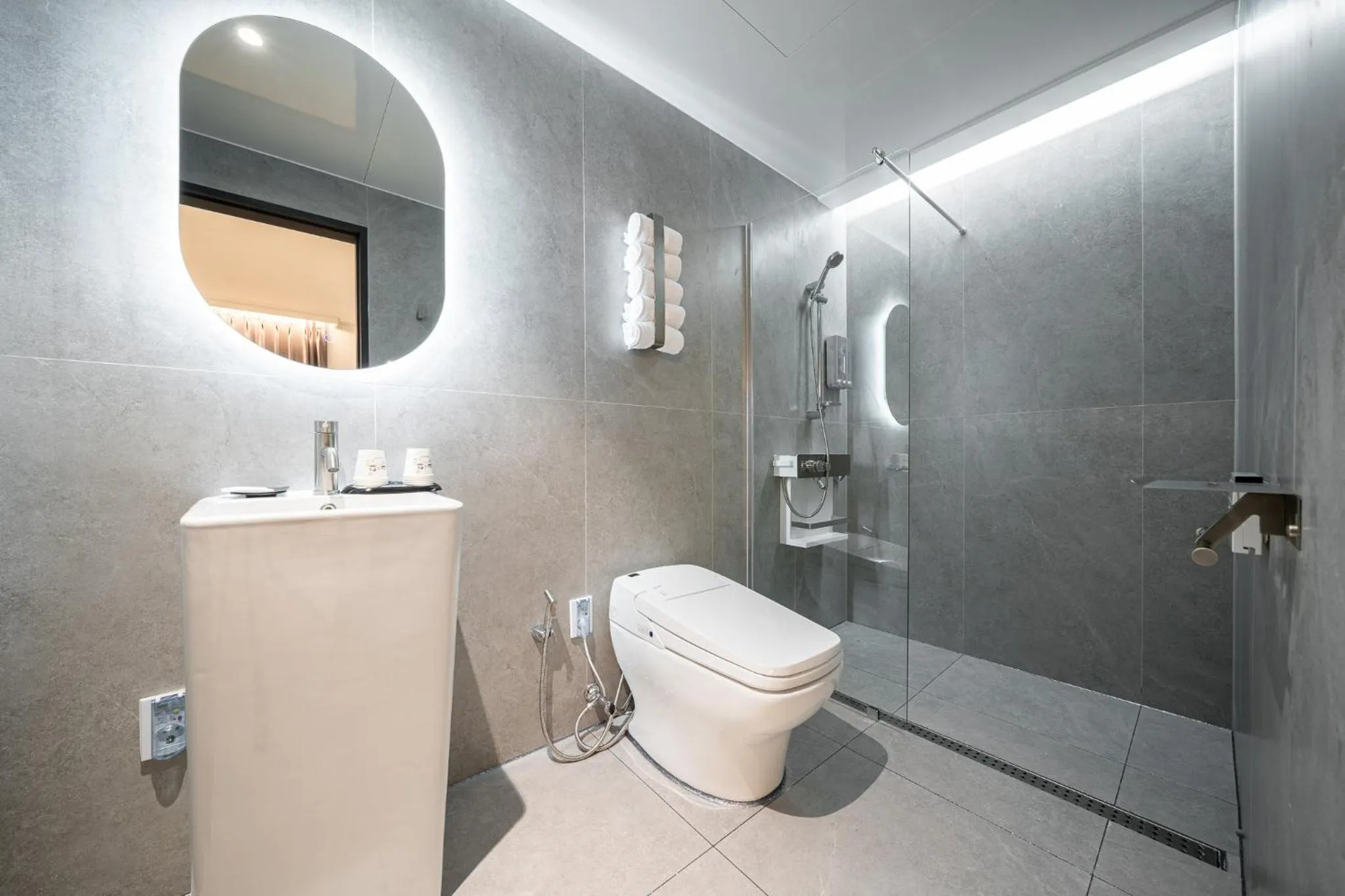 Toilet in Hound Hotel Mokpo Peace Plaza