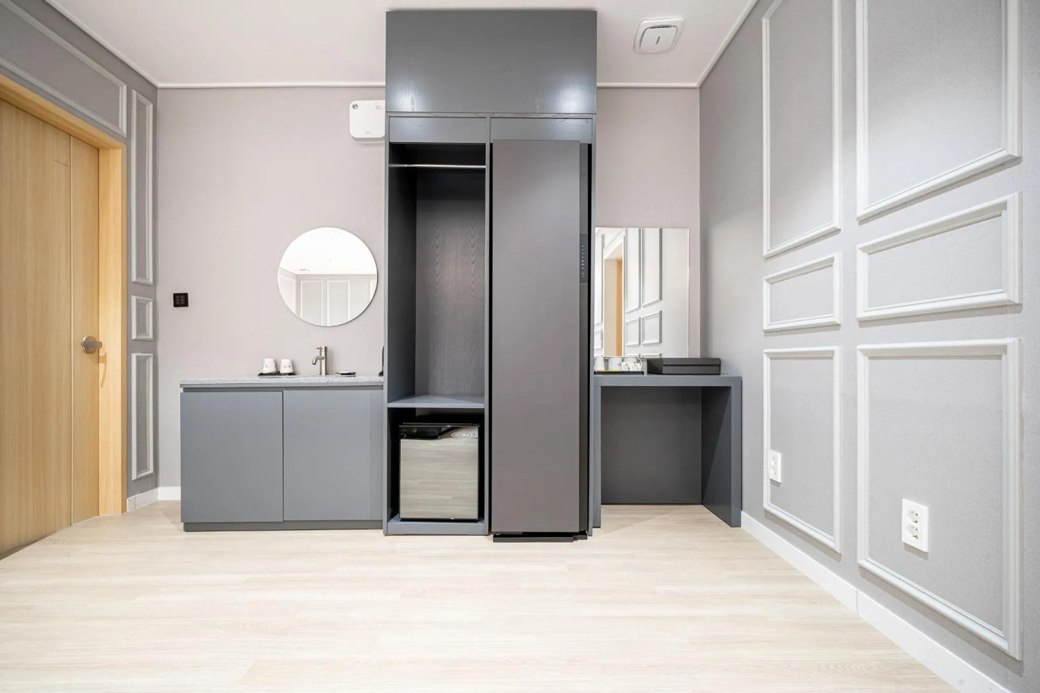 Hound Hotel Mokpo Peace Plaza