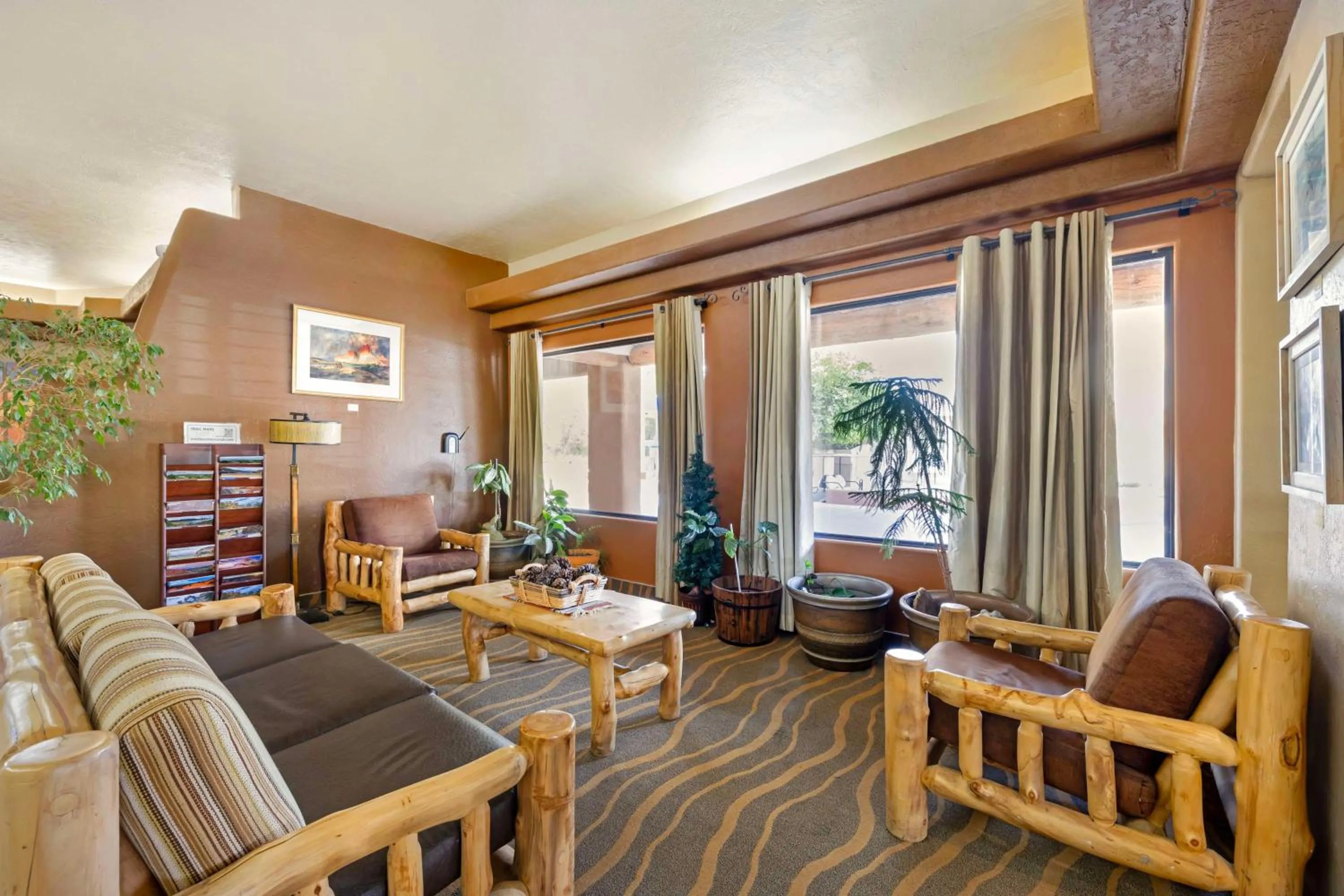 Lobby or reception in Best Western East Zion Thunderbird Lodge