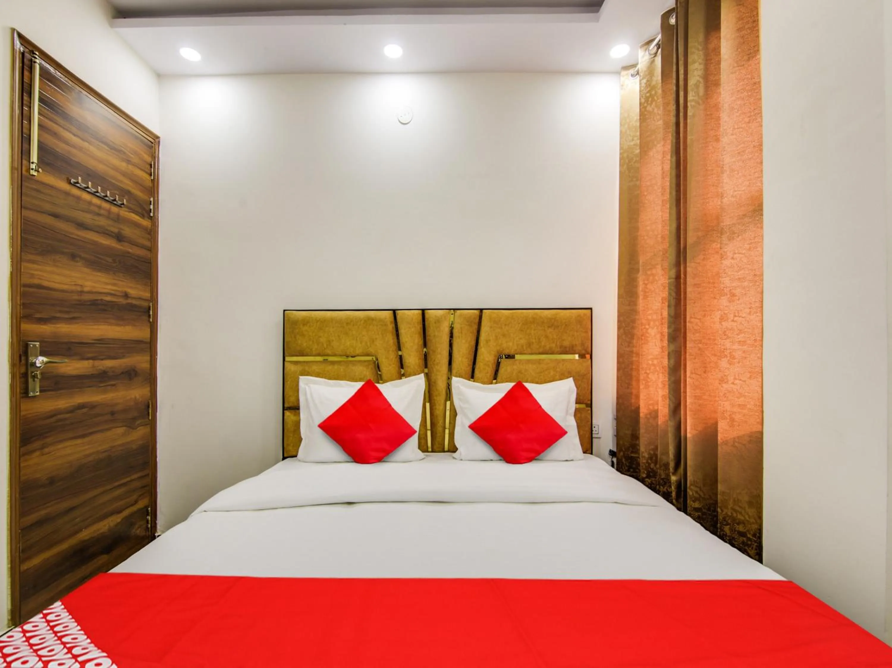 Bedroom, Bed in AR Residency