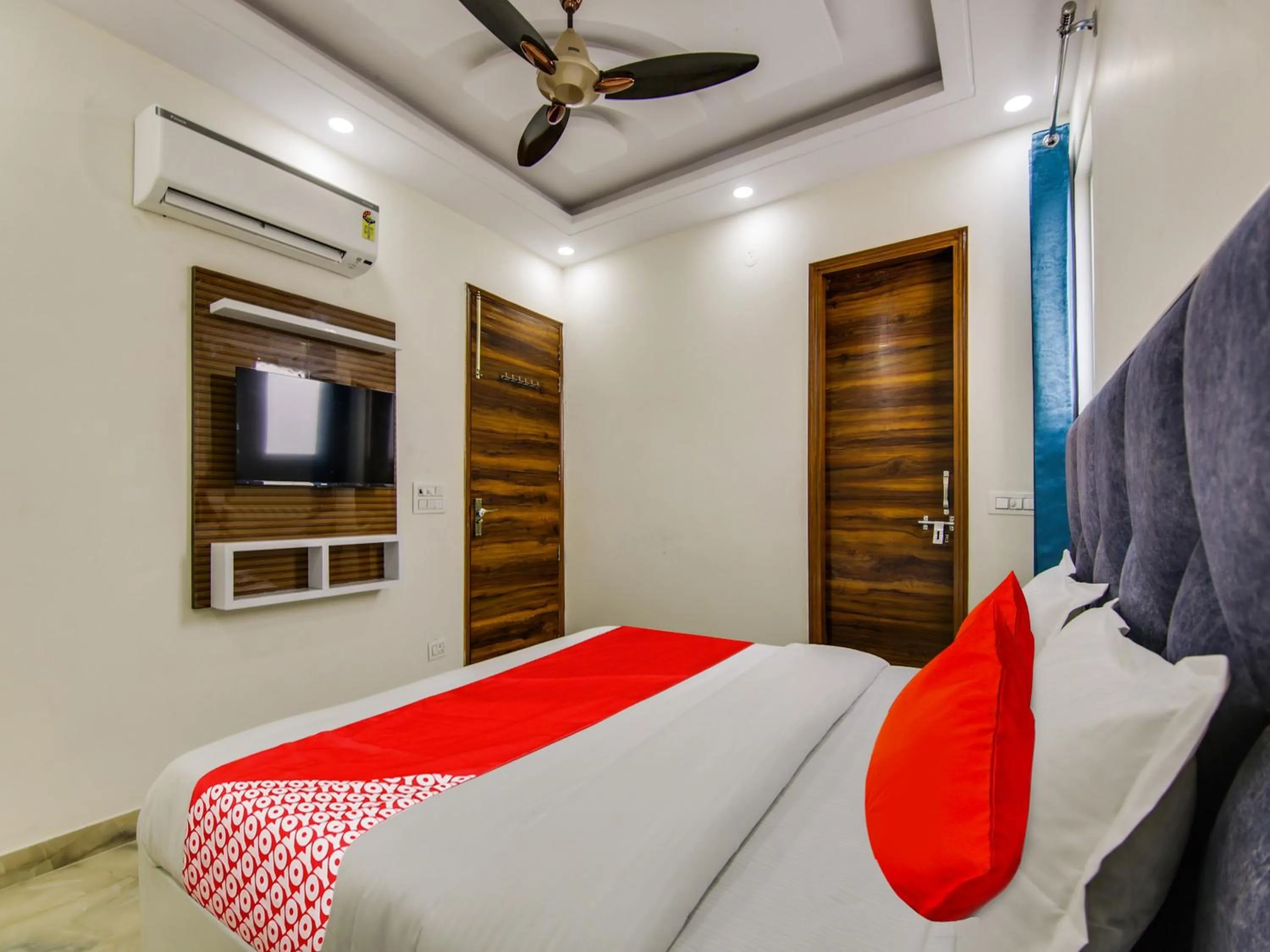 Bedroom, Bed in AR Residency