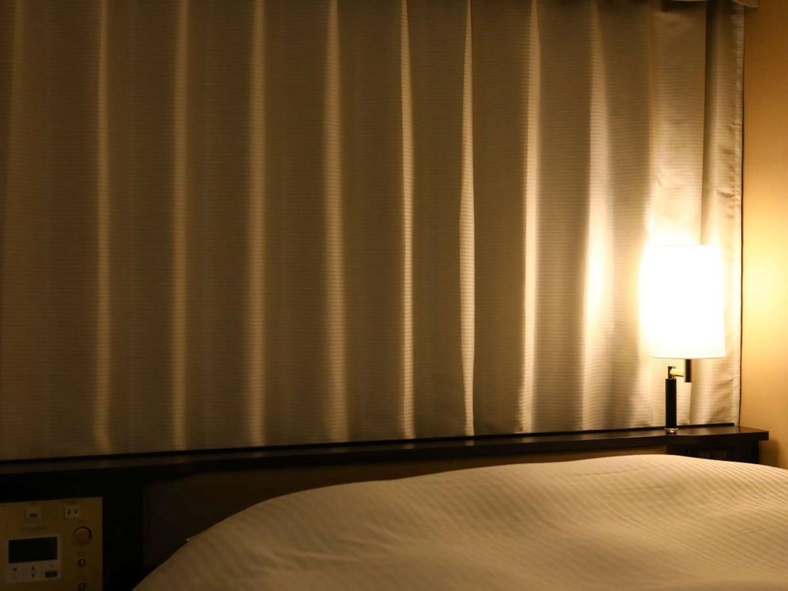 Photo of the whole room, Bed in APA Hotel Ueno Okachimachi Ekimae Minami