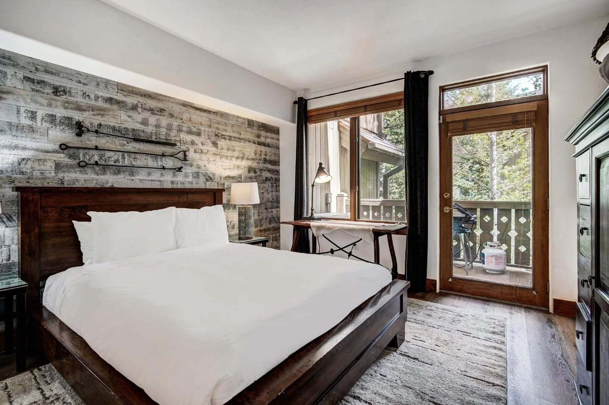 Bedroom, Bed in Arrowhead Village at Beaver Creek