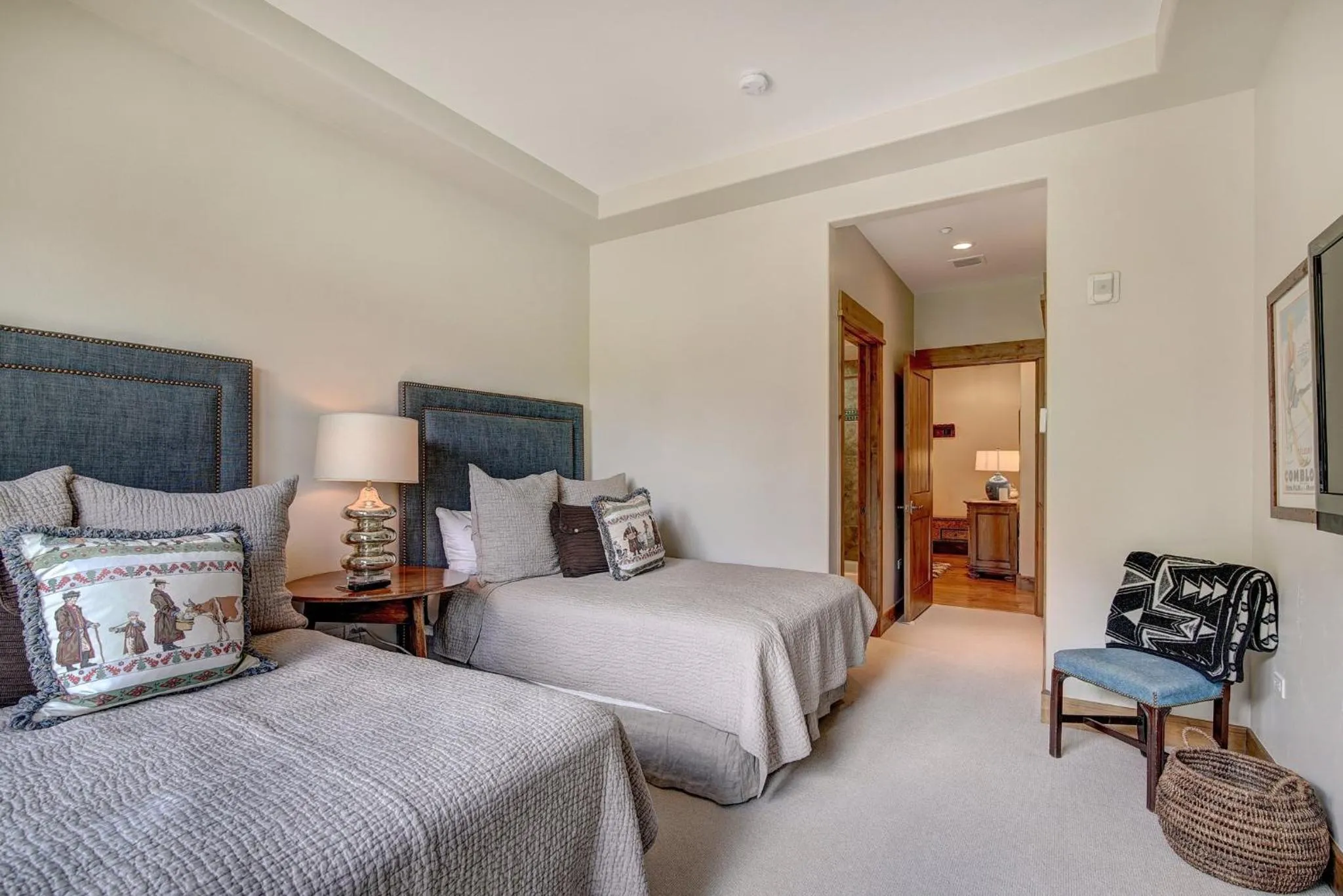 Bedroom, Bed in Arrowhead Village at Beaver Creek