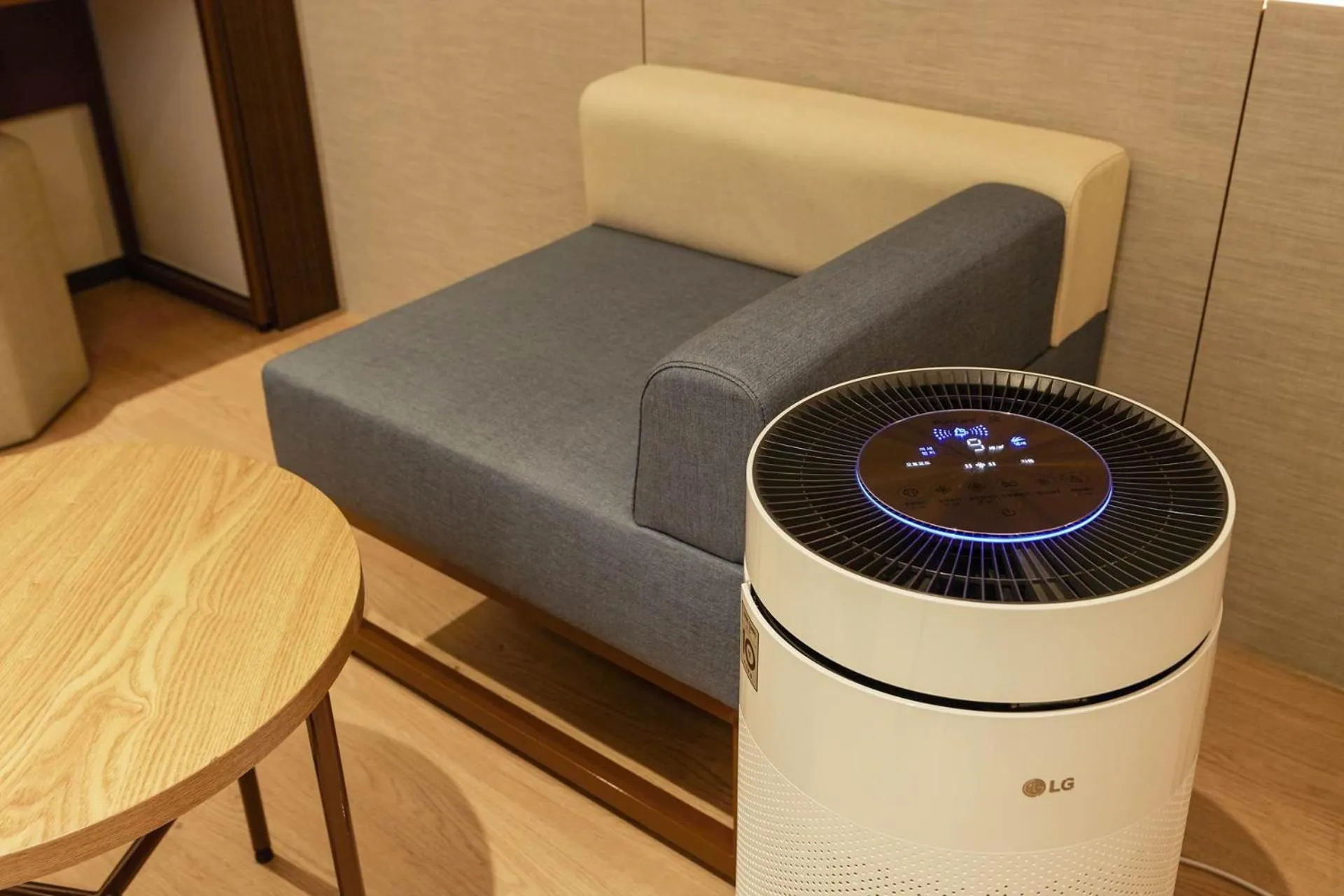 Decorative detail in Browndot Suwon cityhall