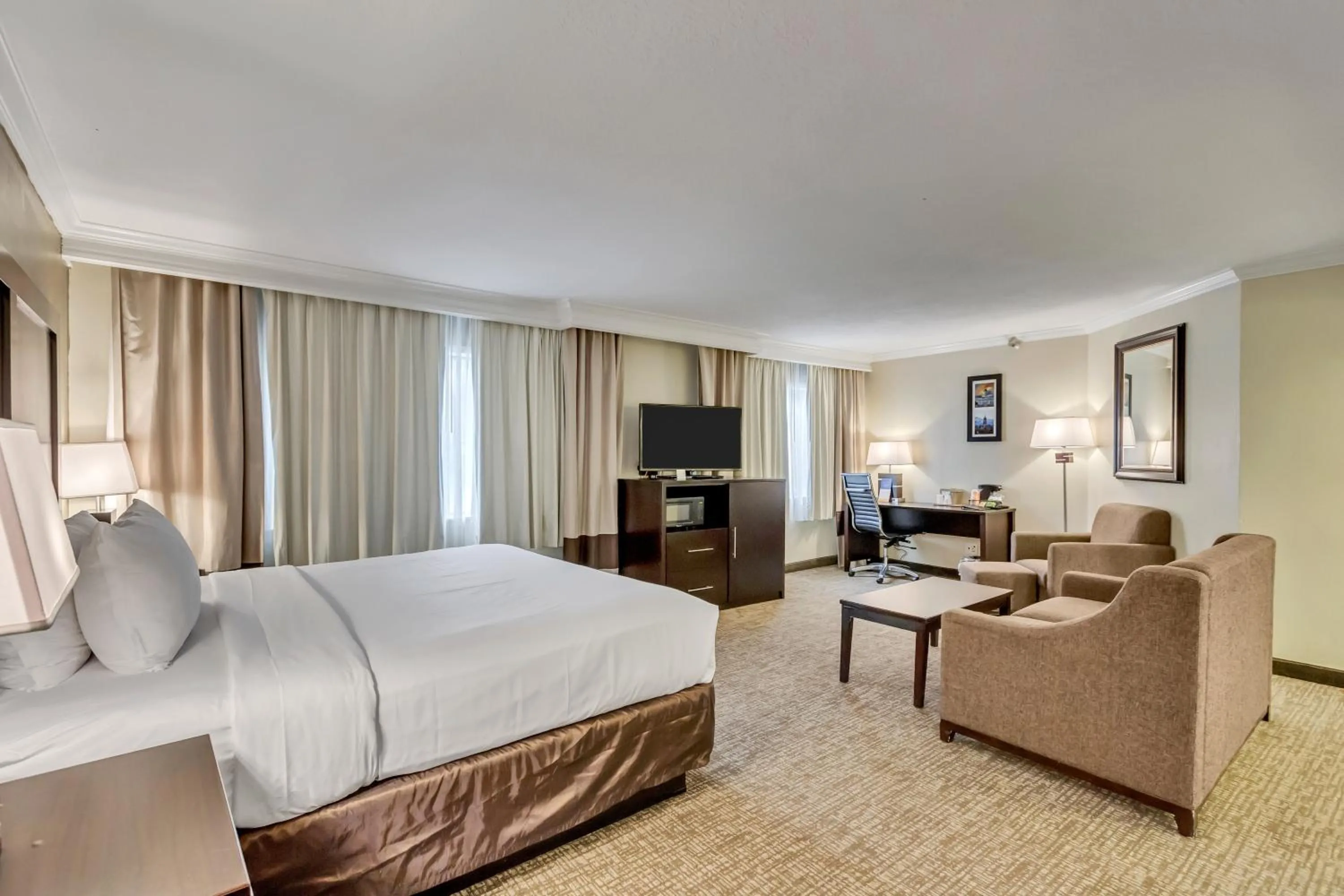 Bed in Comfort Inn Murray – Salt Lake City South