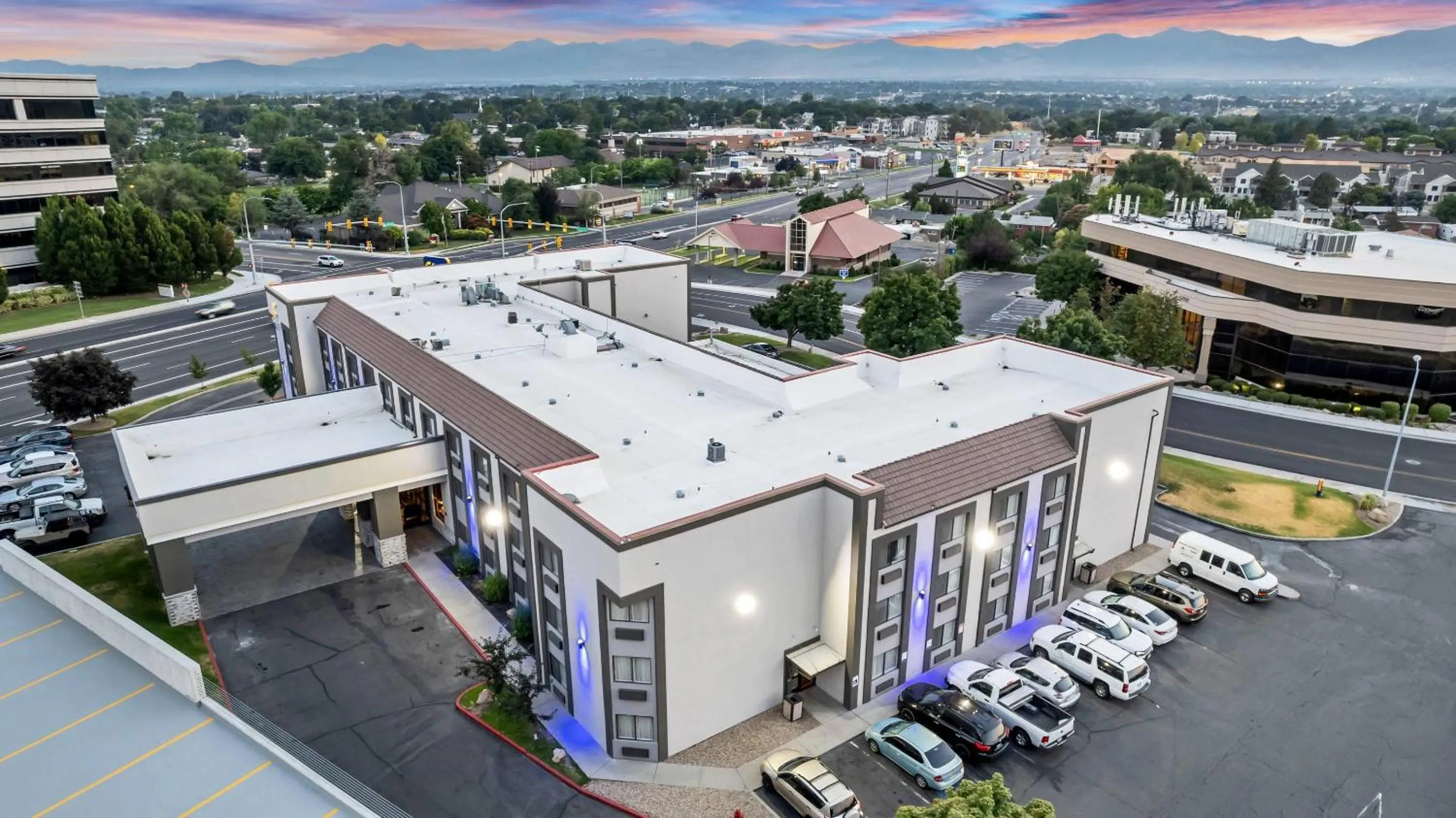 Property building in Comfort Inn Murray – Salt Lake City South