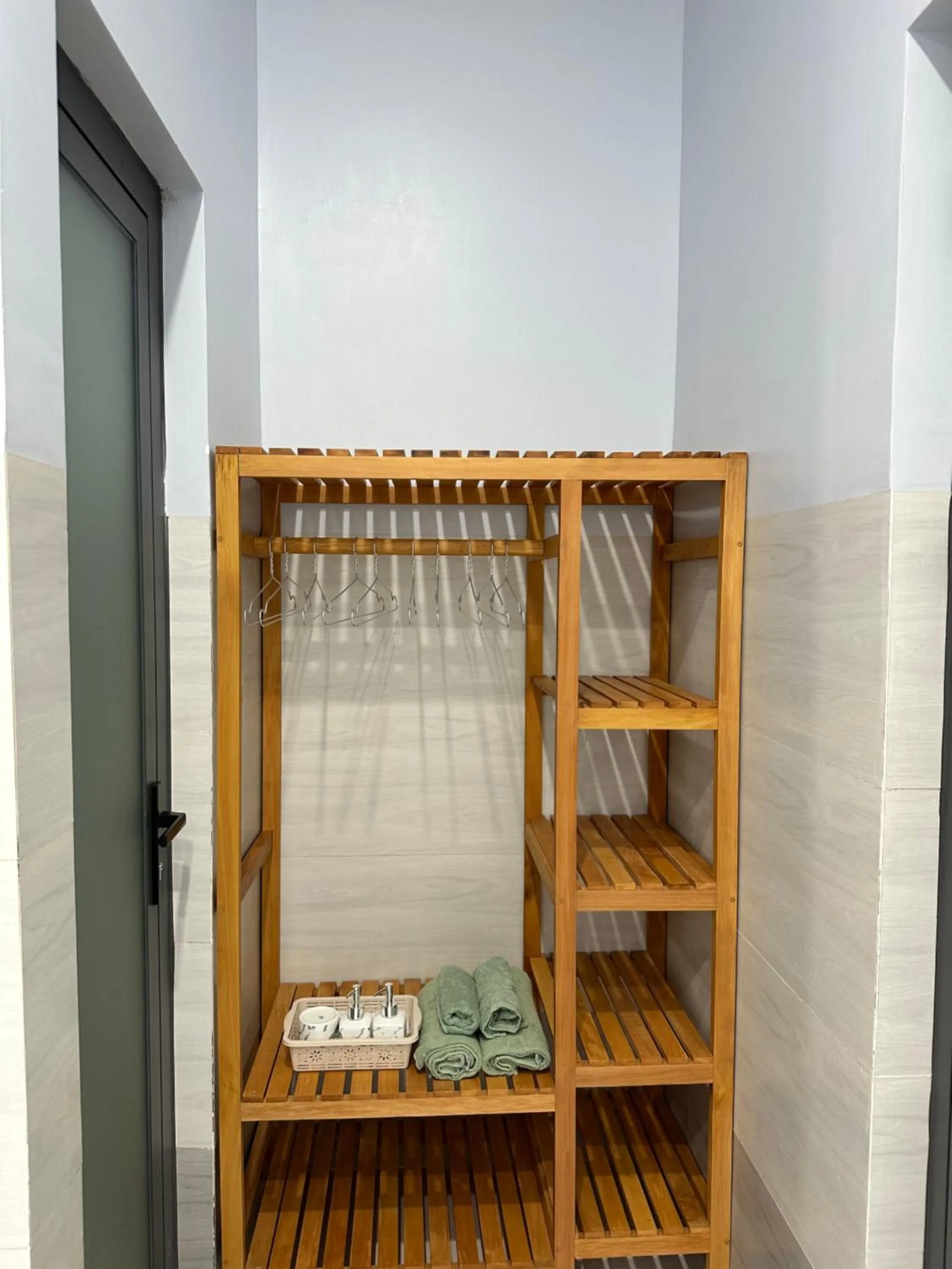 wardrobe in Homestay 1991