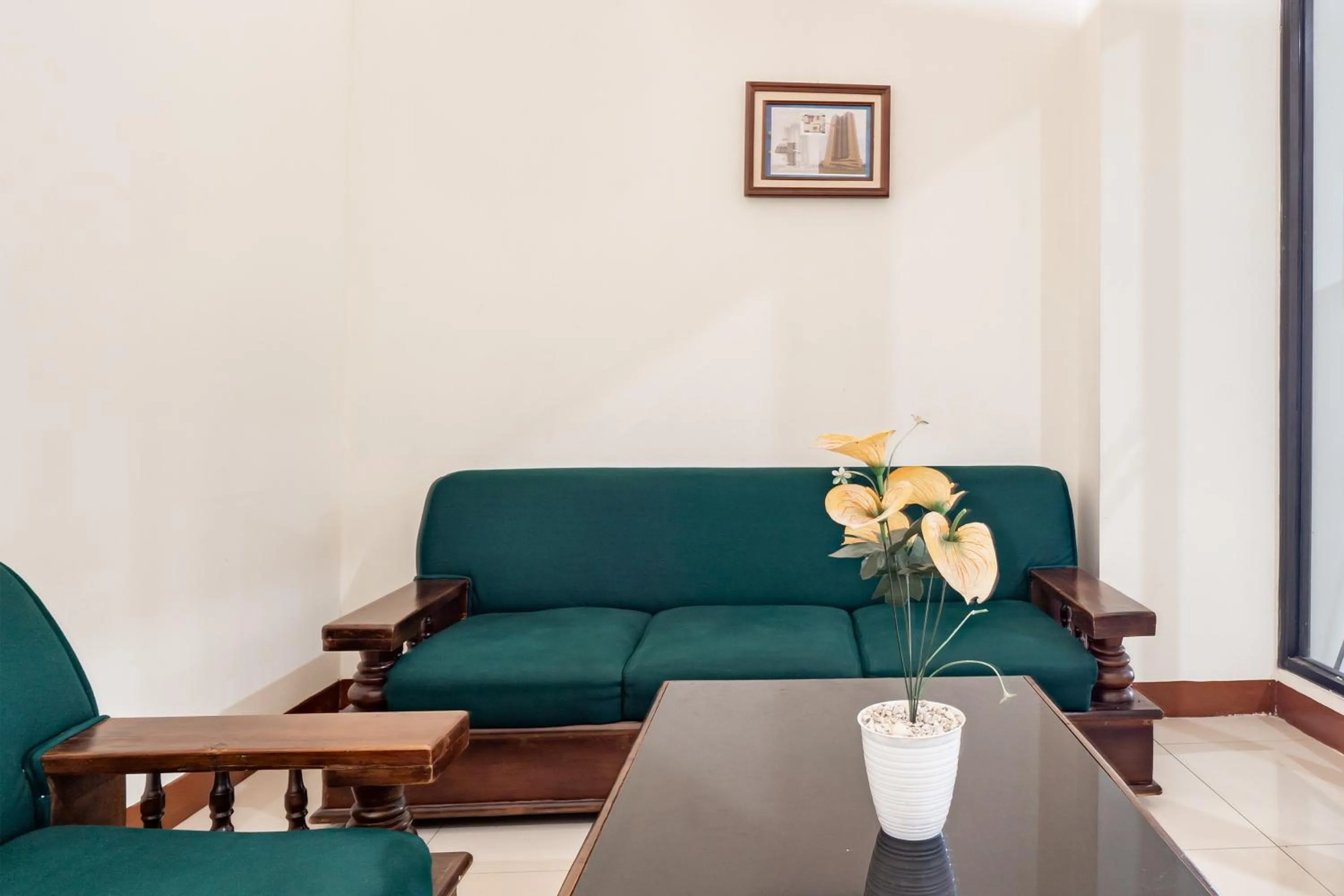 Lobby or reception in Hotel O Tamansari Panoramic Apartment By Anwar