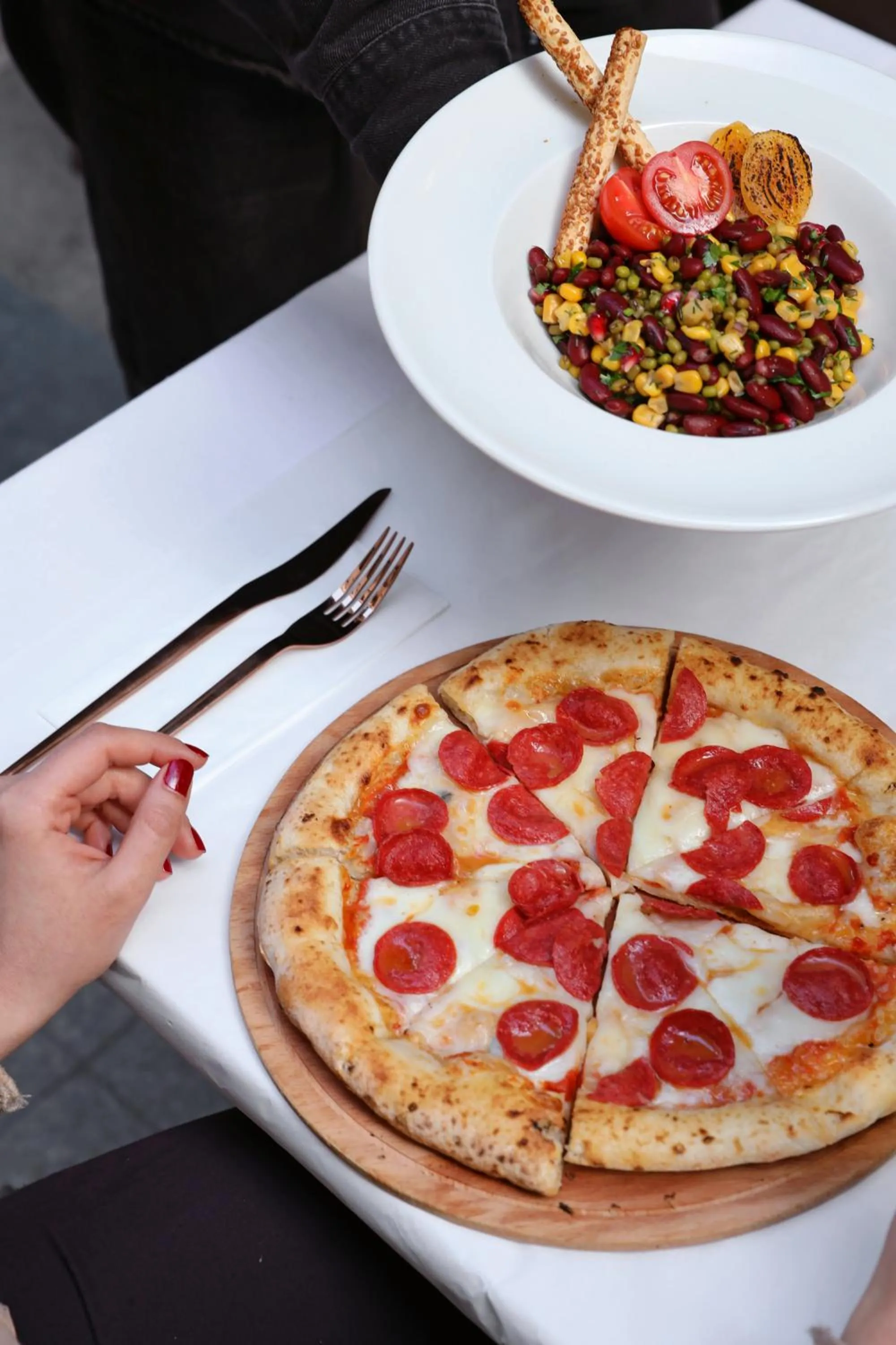 Restaurant/places to eat in Impera Hotel - Special Category