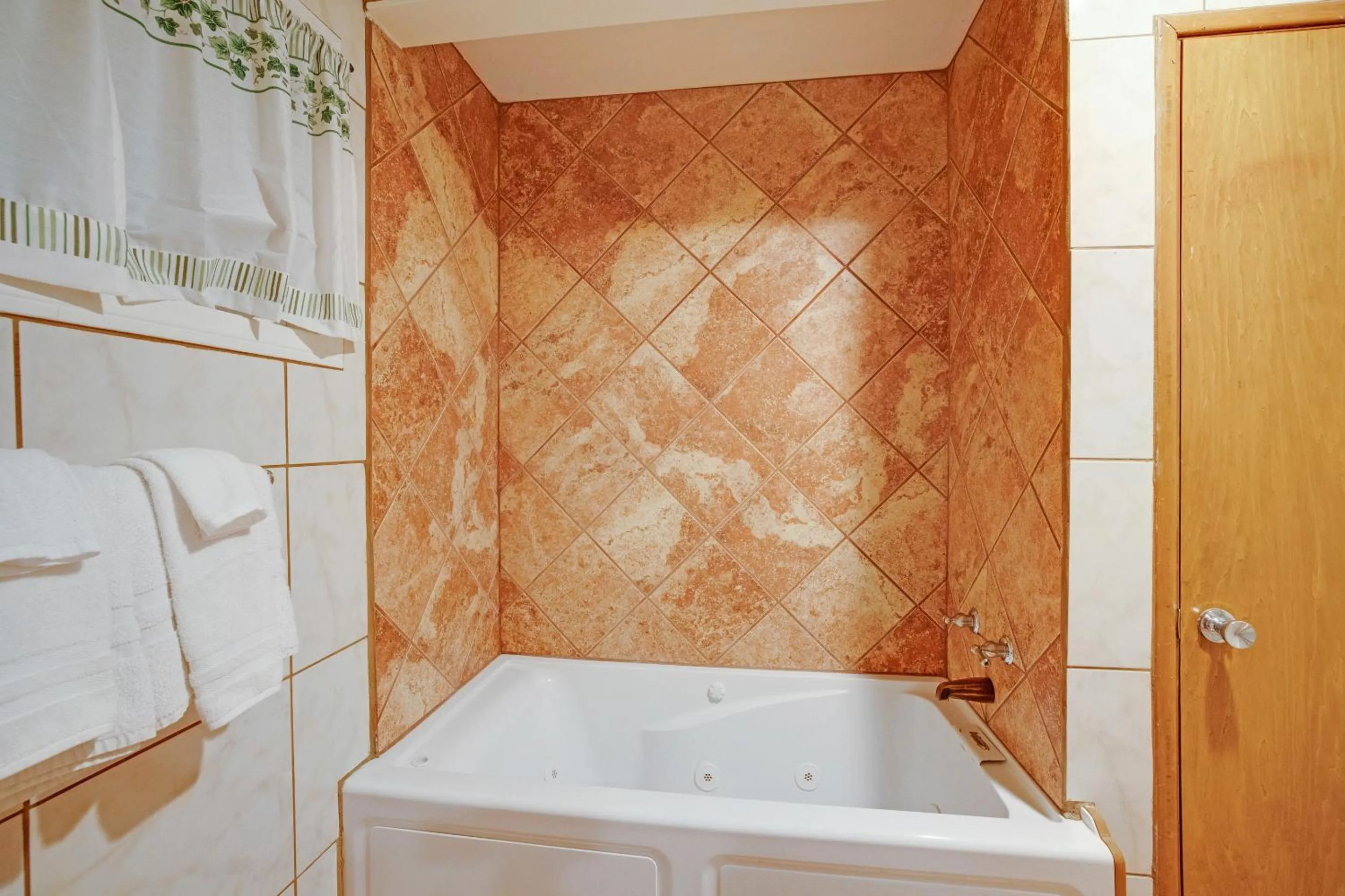 Bathroom in Arrowhead Tree Top Lodge