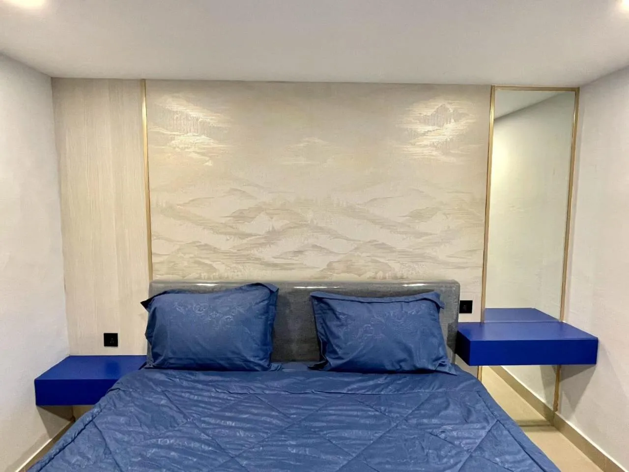 Bed in Alhesa Apartment