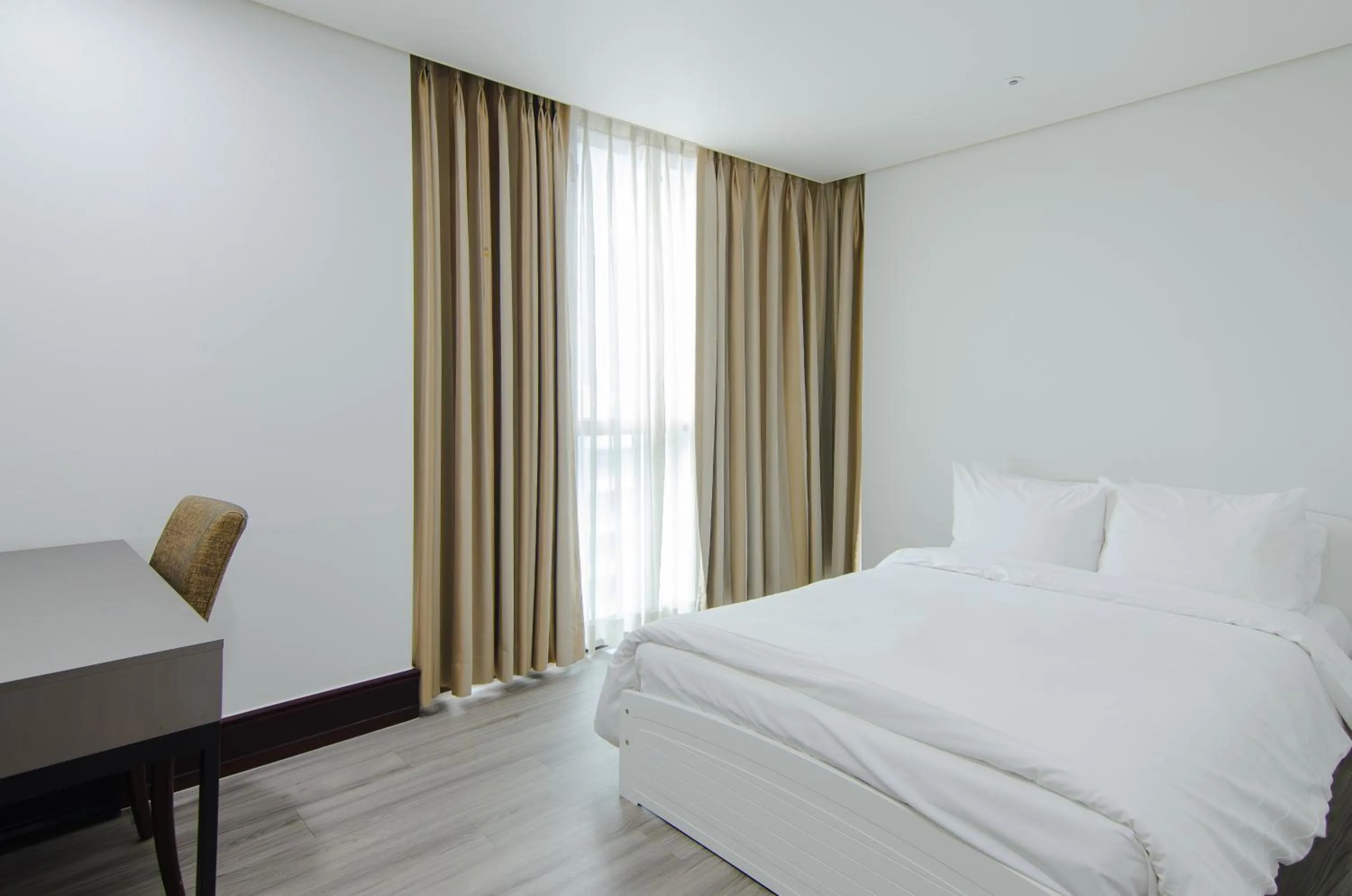 Bed in Centum Convention Hotel In Centum