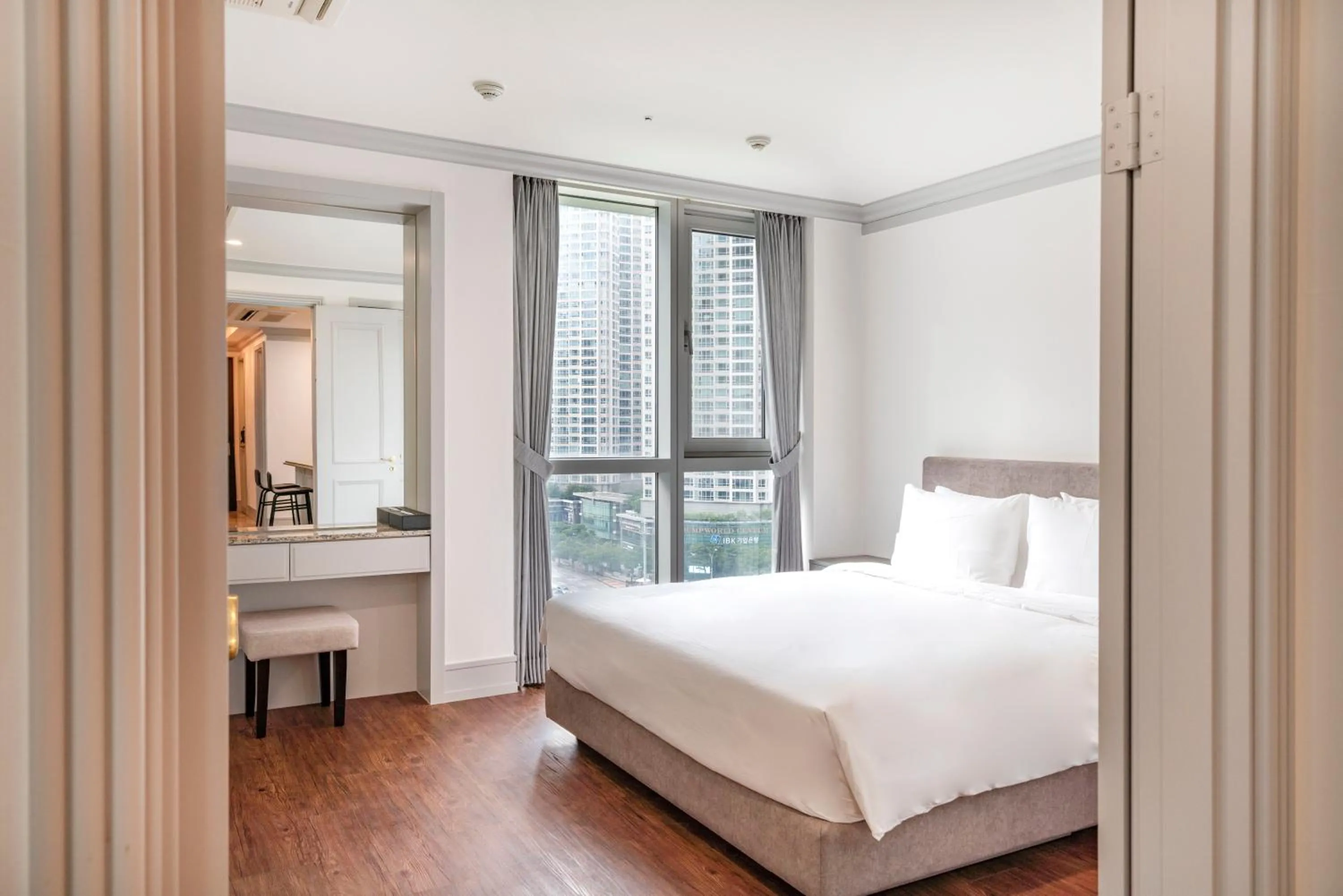 Bed in Centum Convention Hotel In Centum