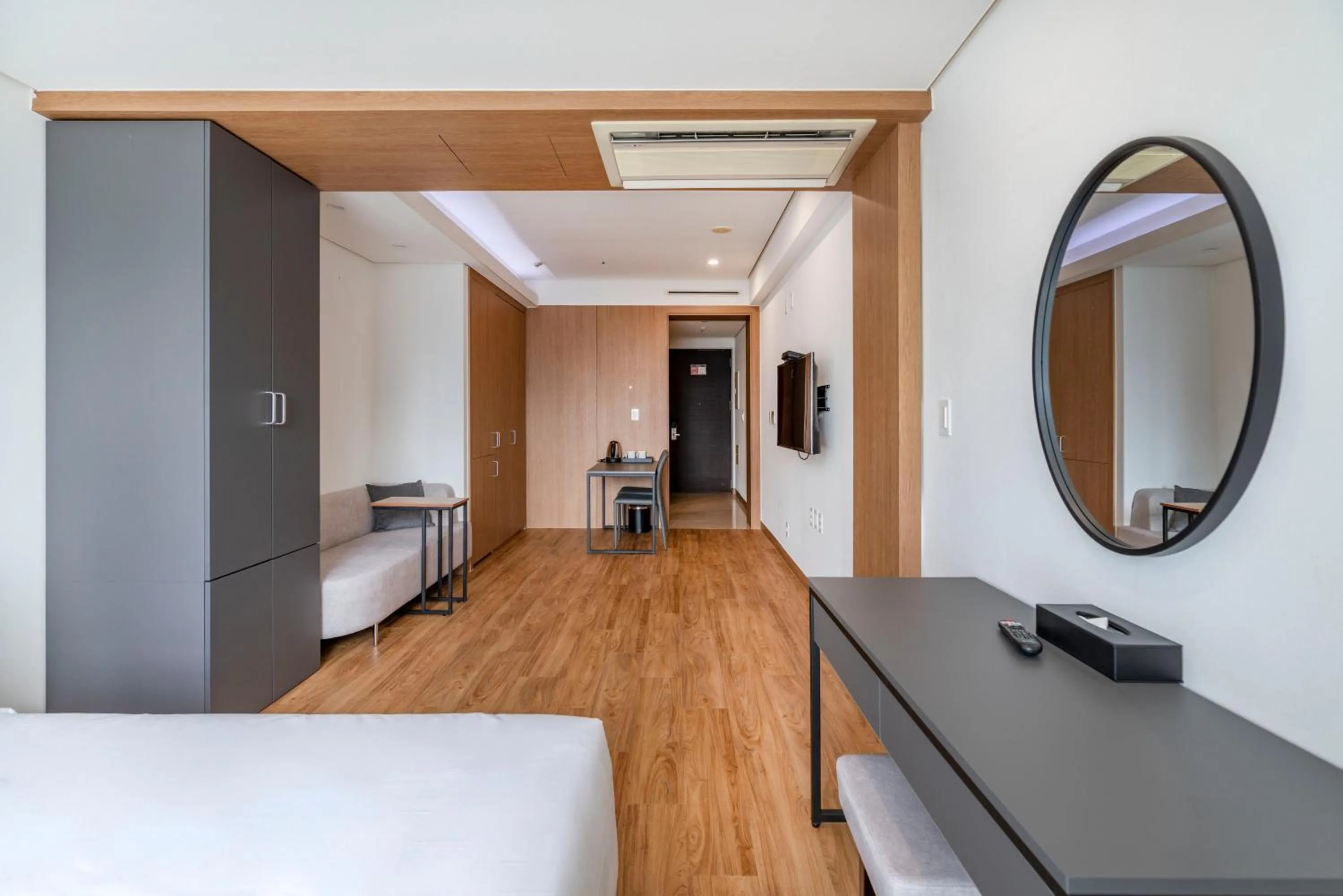 TV and multimedia, Bed in Centum Convention Hotel In Centum