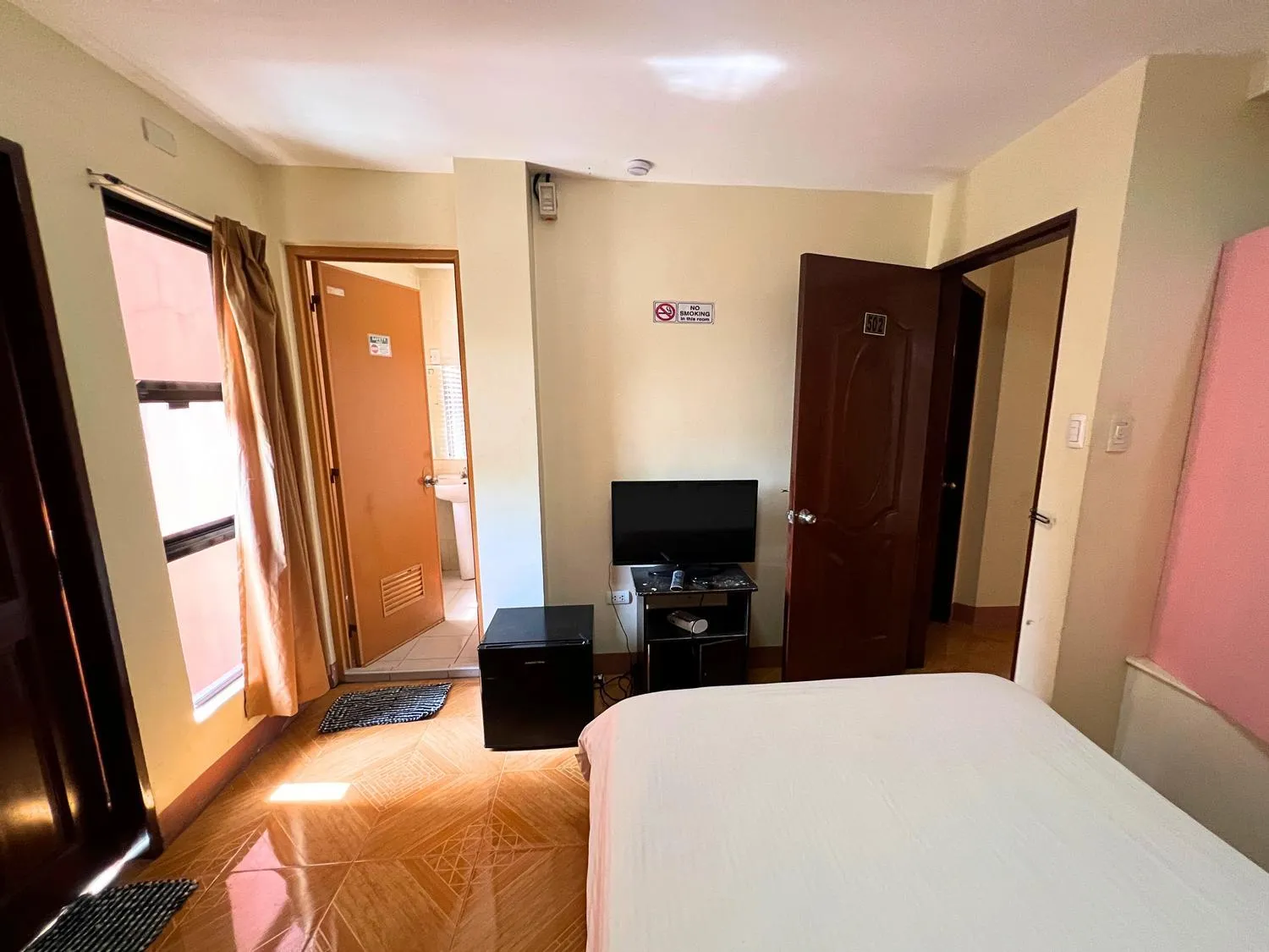 Bed in Manora Apartment