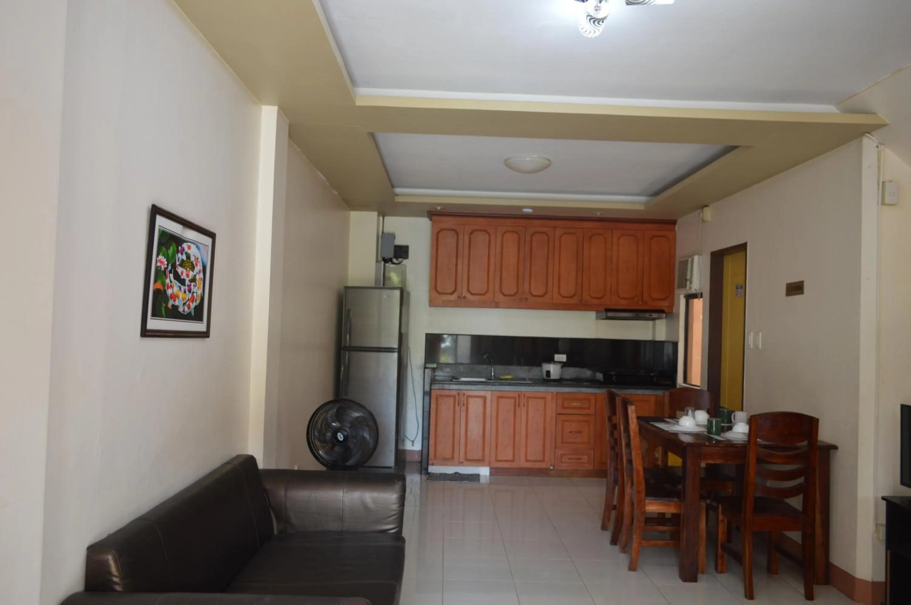 Manora Apartment