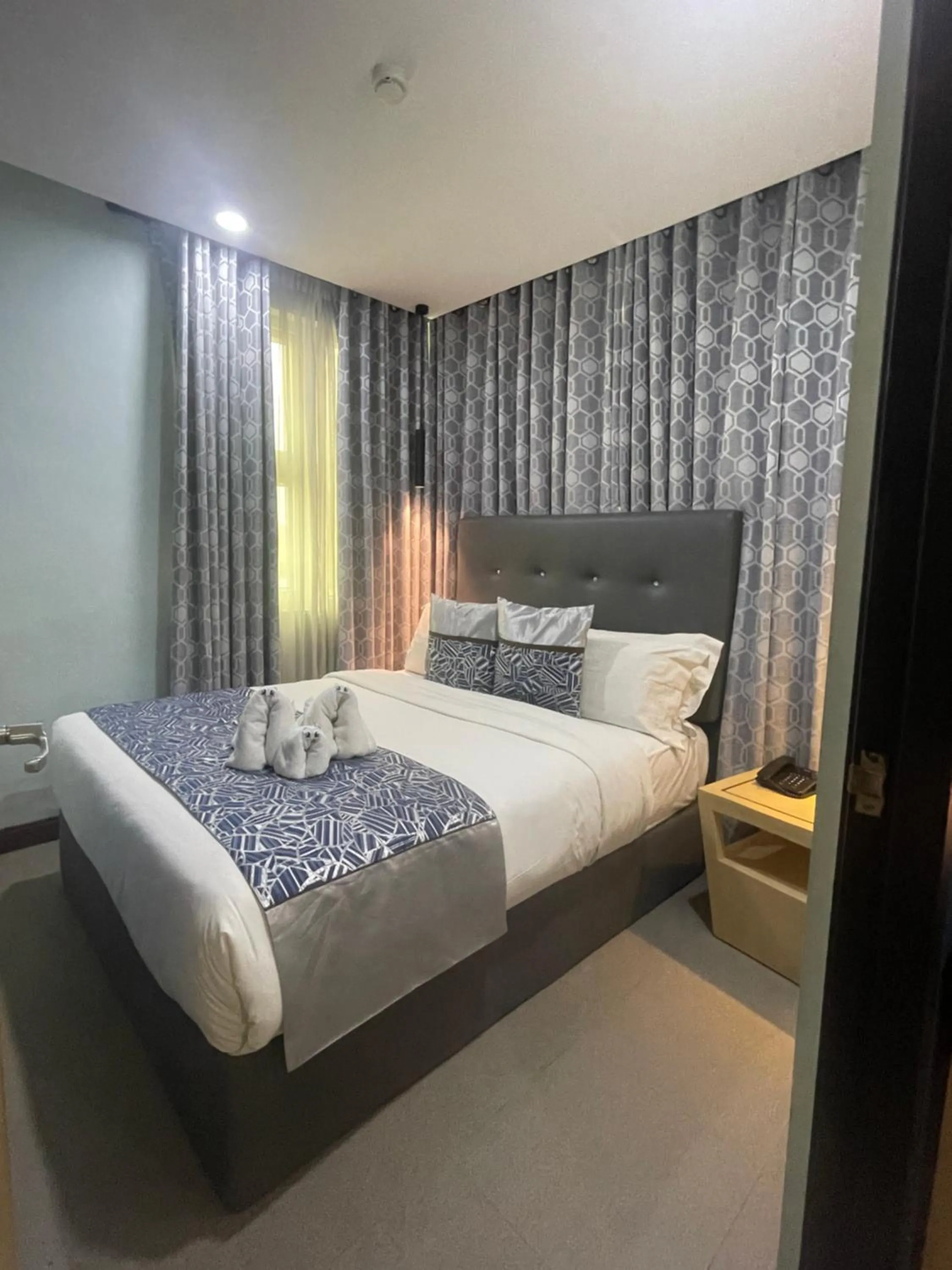 Bed in Homes at Bay Area Suites by SMS Hospitality