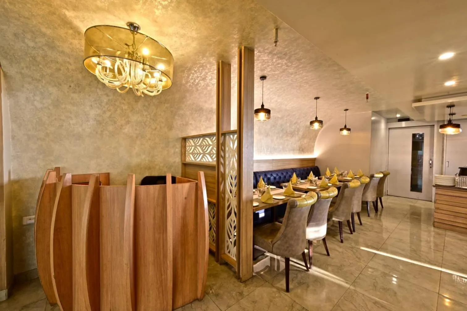 Restaurant/places to eat in Hotel Inclover-A Peaceful Retreat