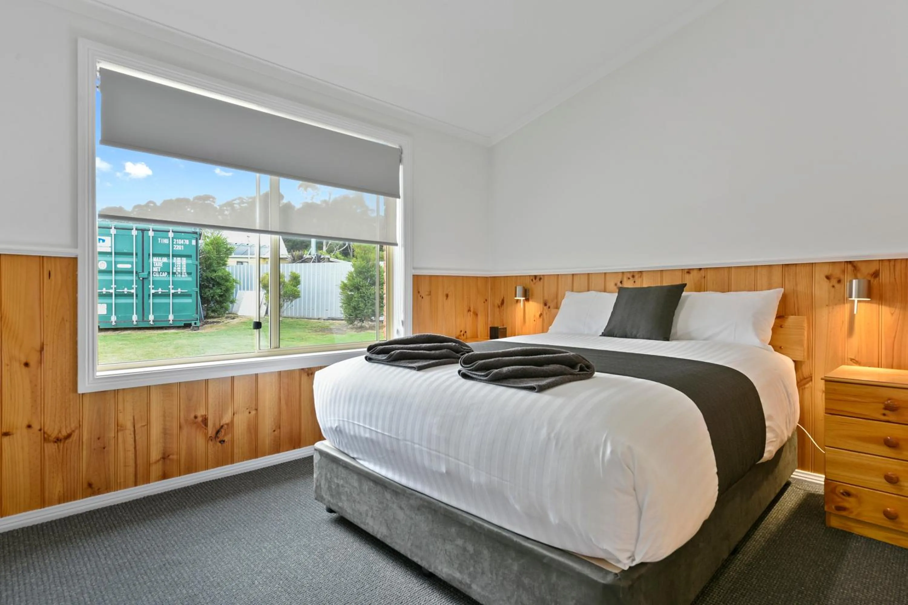 Bed in Masons Cottages