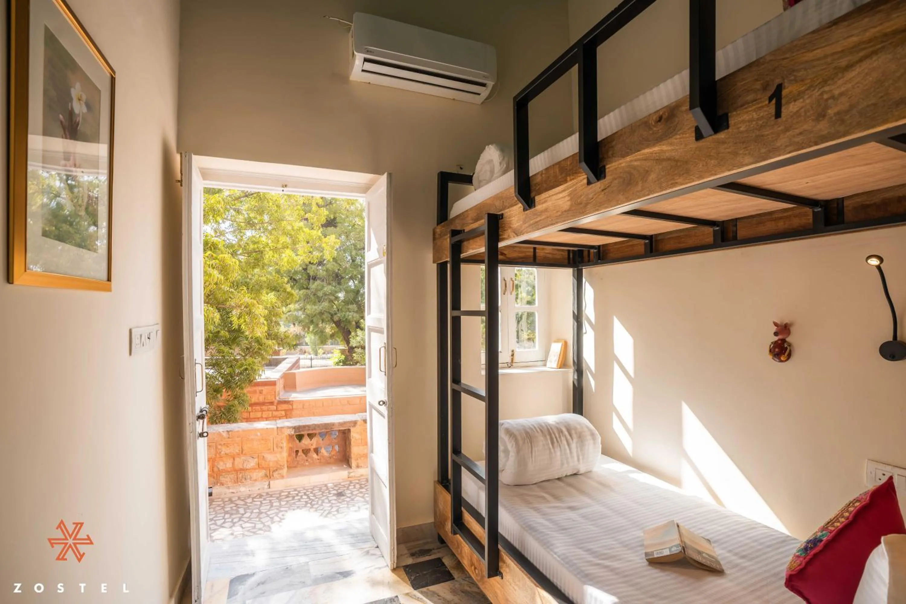 Balcony/Terrace, Bed in Zostel Jodhpur, Ratanada