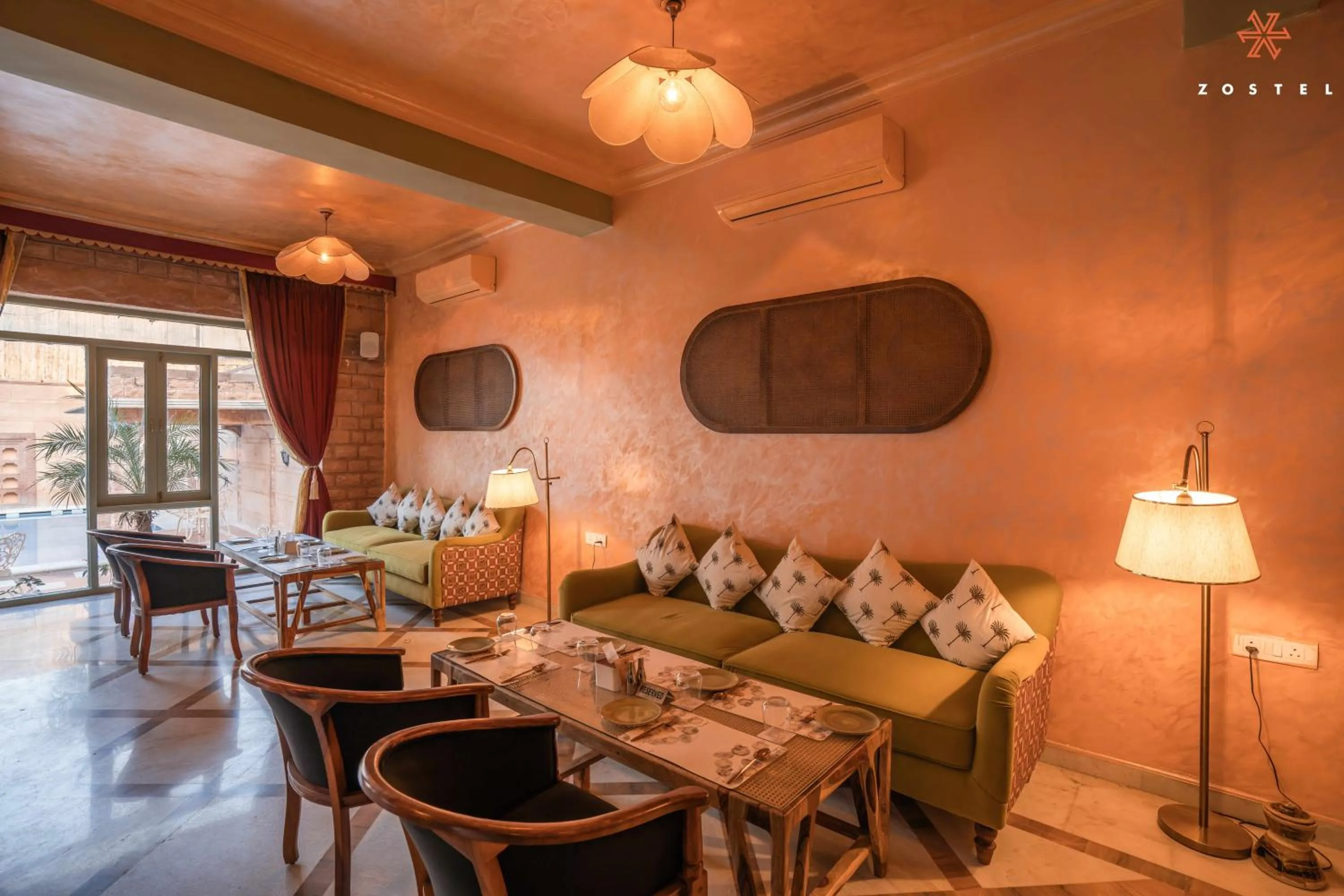 Living room in Zostel Jodhpur, Ratanada