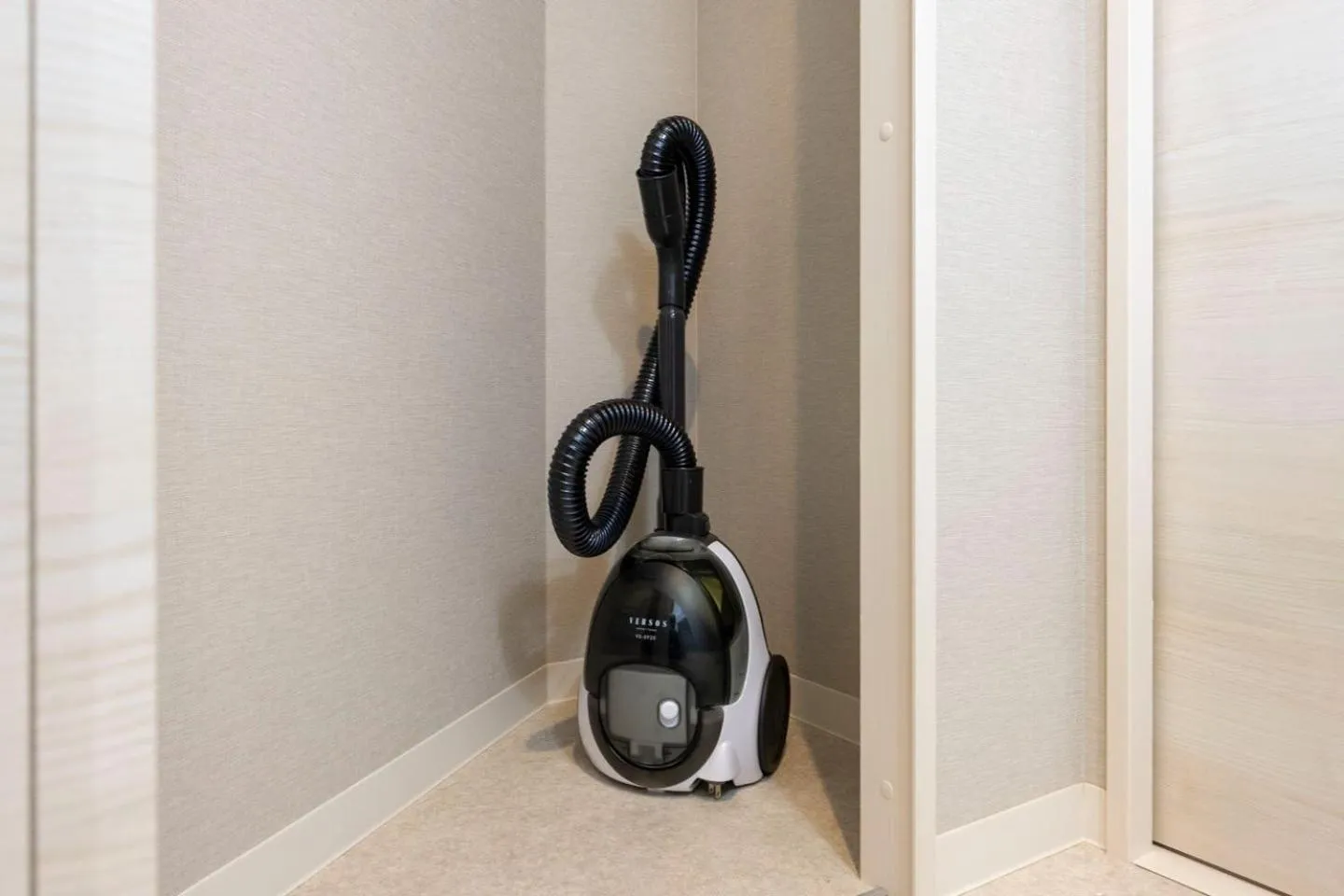 Area and facilities in Mat Hikifune