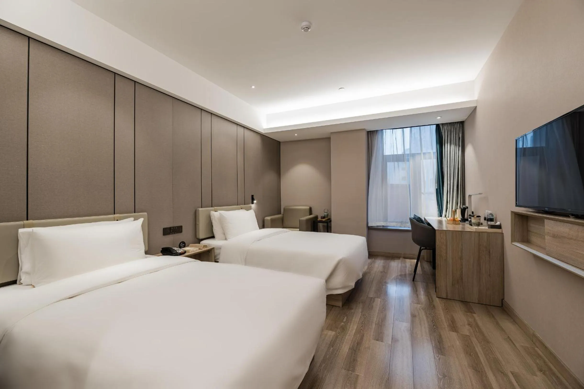Bed in Atour Hotel Xujiahui Meiying