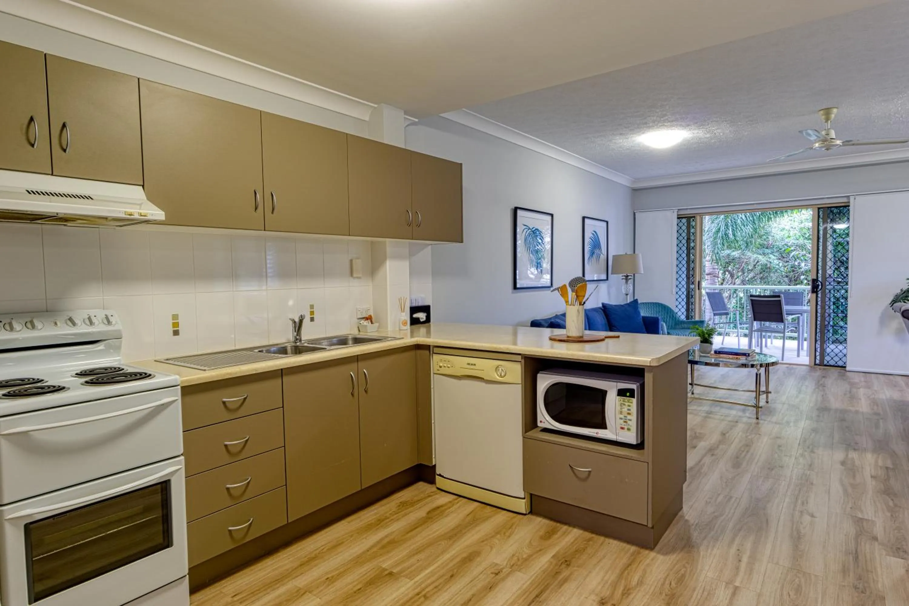 Kitchen or kitchenette in Townsville Southbank Apartments