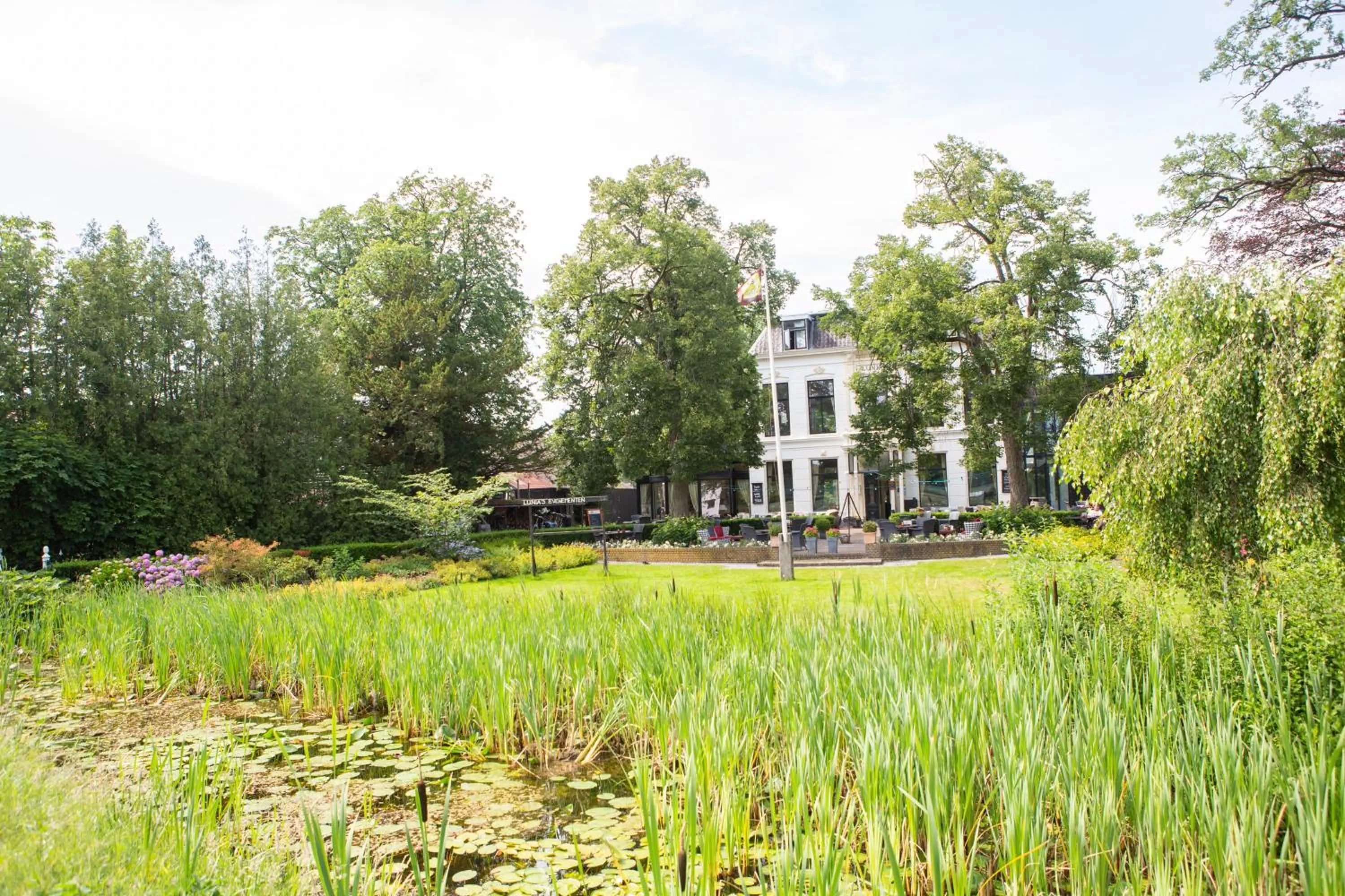 Property building in Hotel Restaurant Lunia