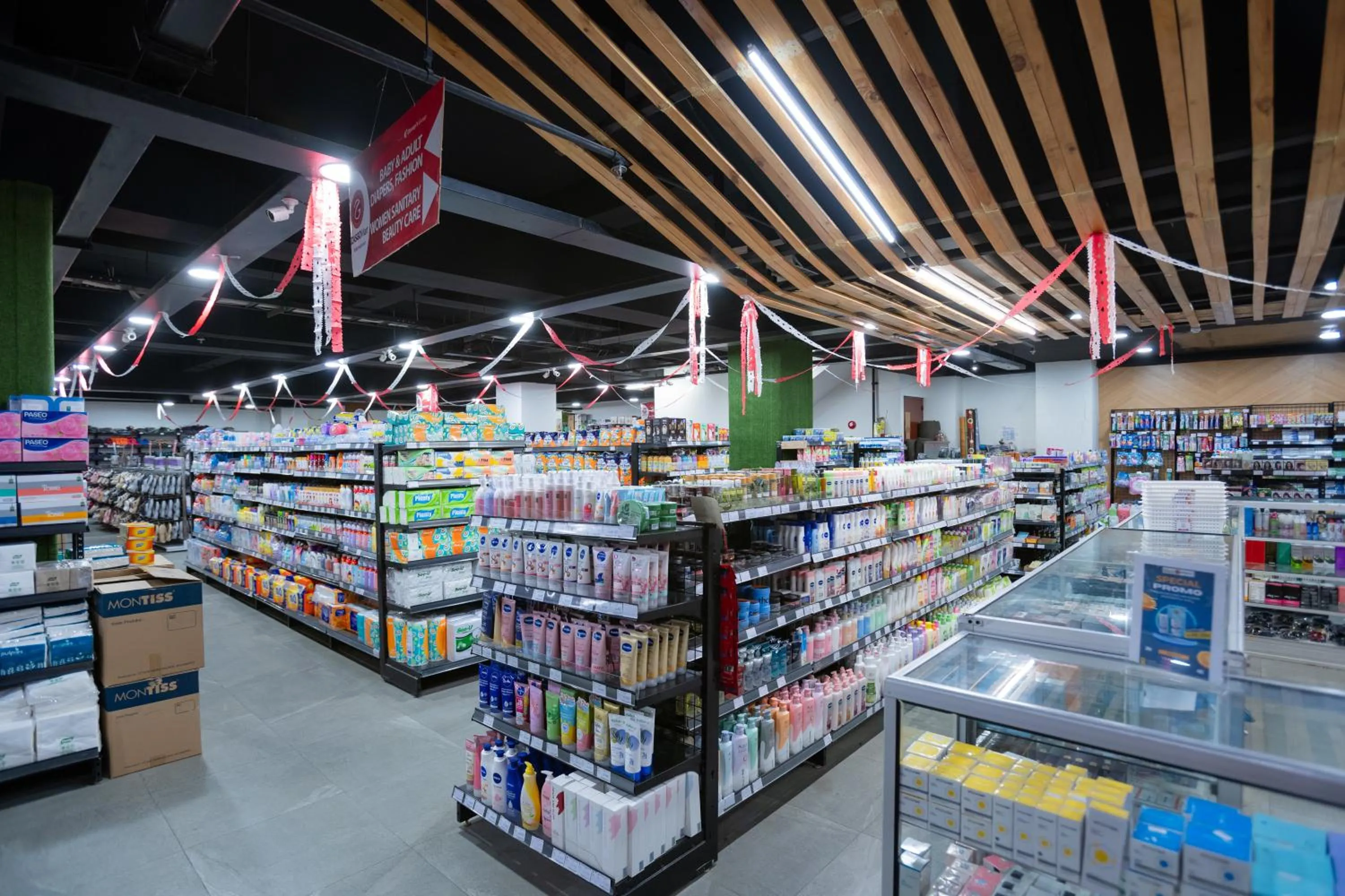 Shopping Area in Zasgo Hotel