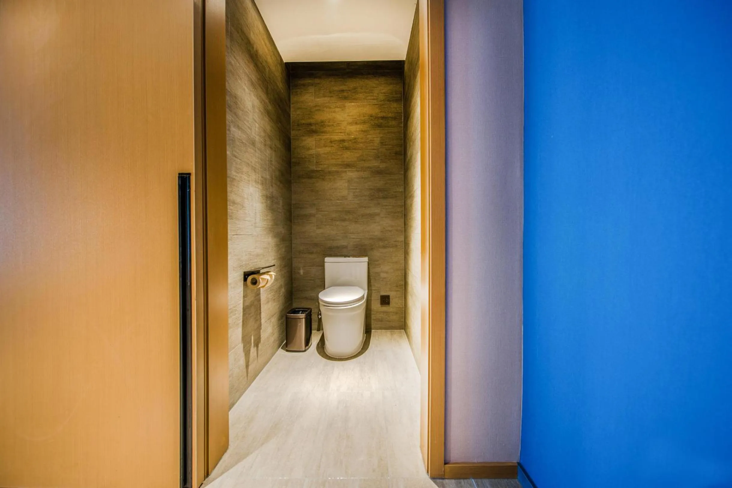 Toilet in Atour Hotel Zhongshan Tanzhou