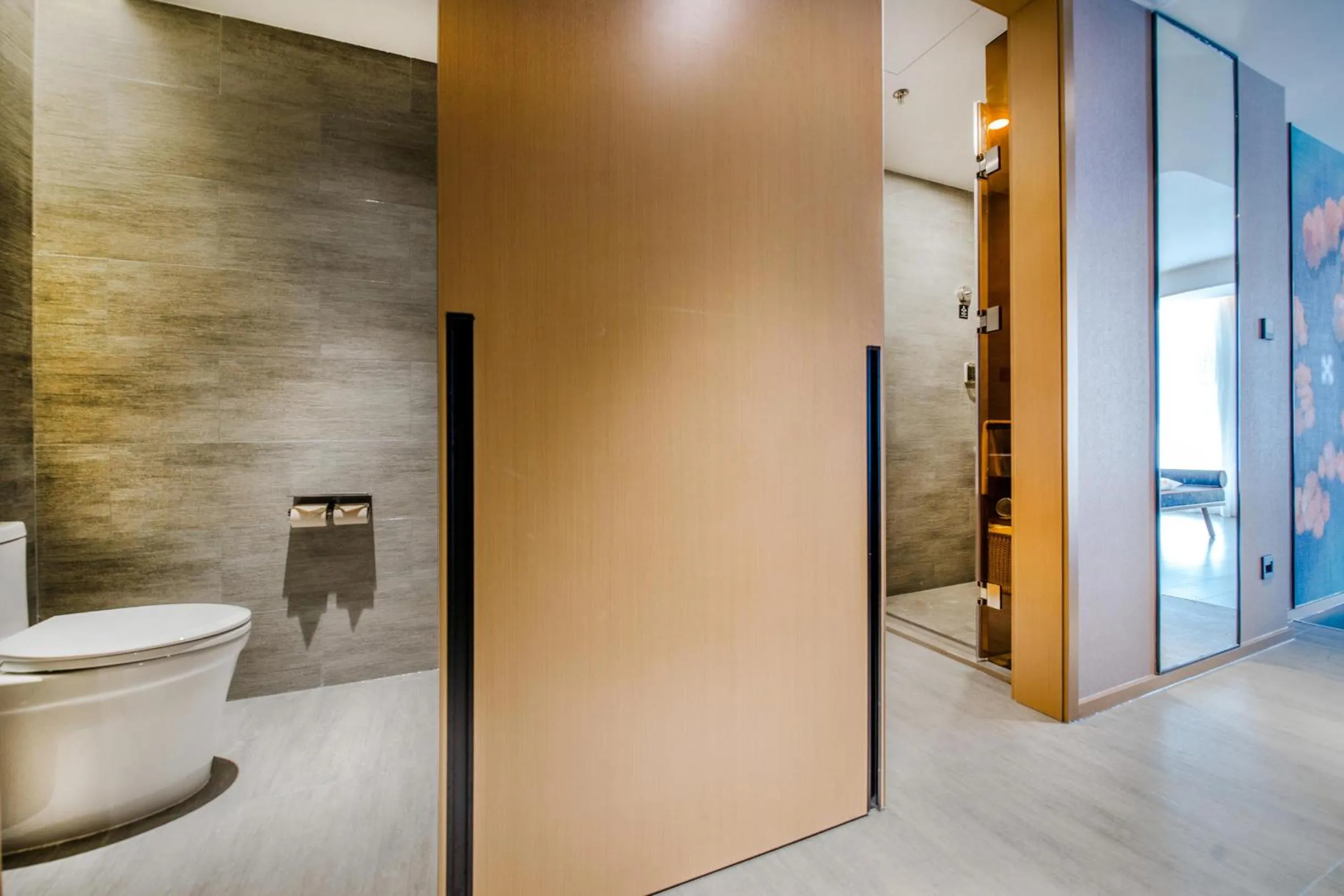 Toilet in Atour Hotel Zhongshan Tanzhou