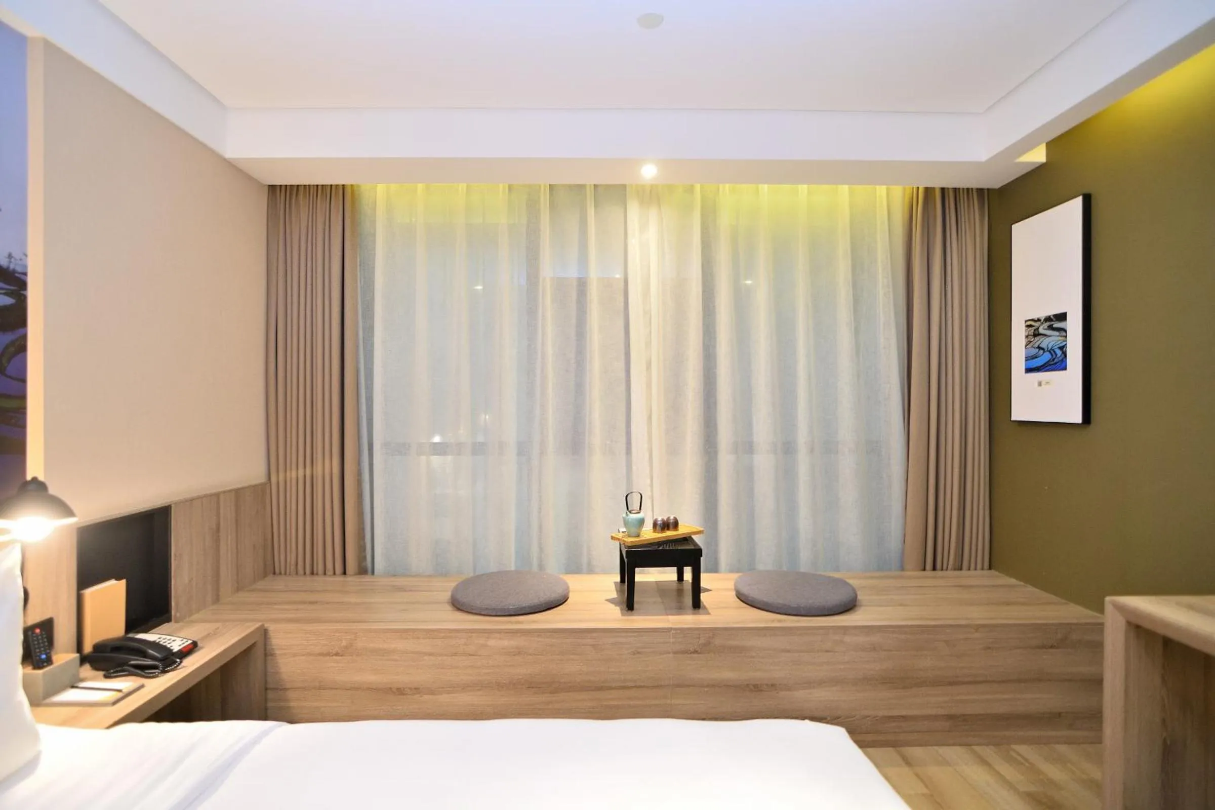 Bed in Atour Hotel Kunming Dashanghui