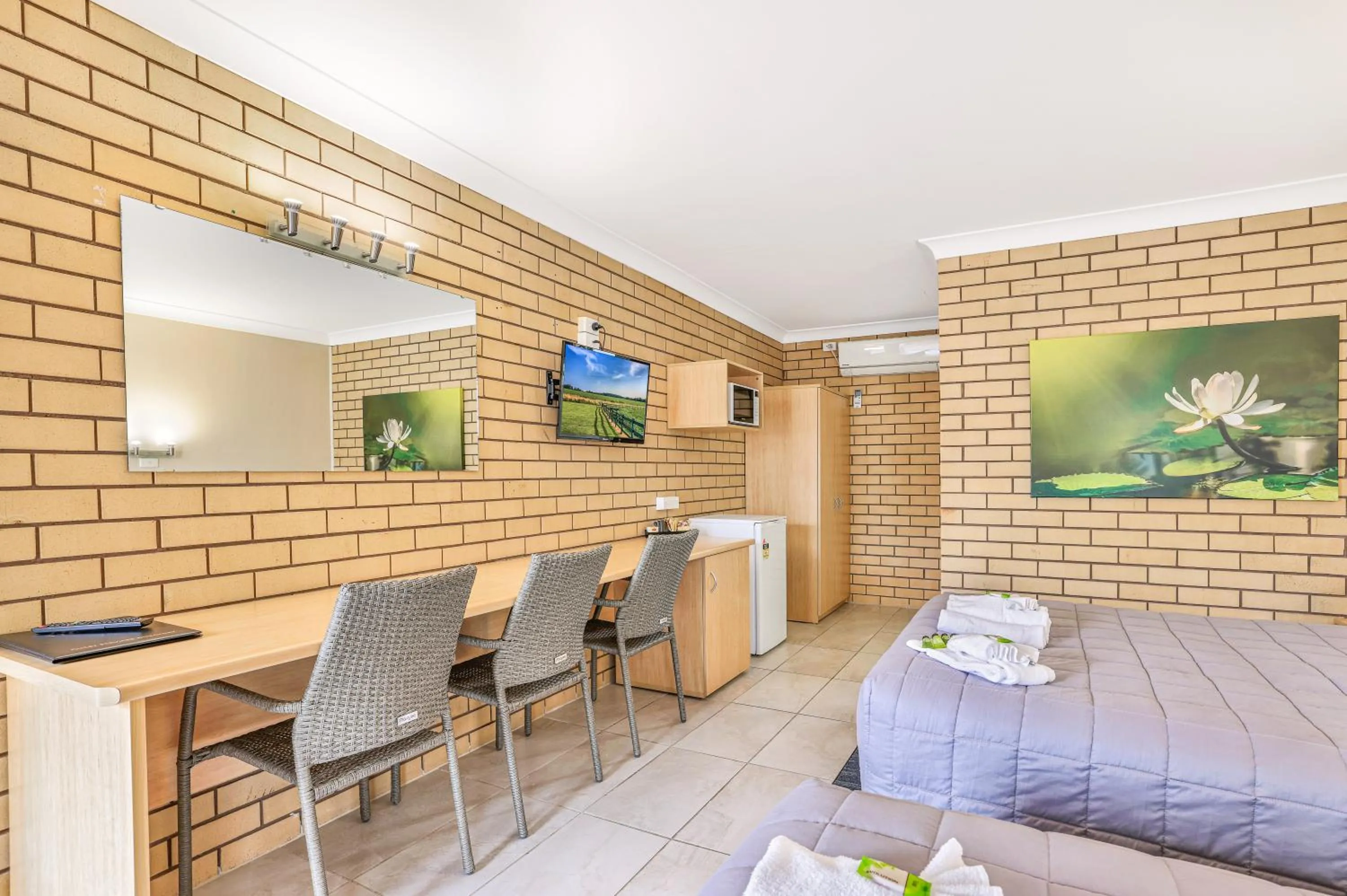 Stagecoach Inn Motel