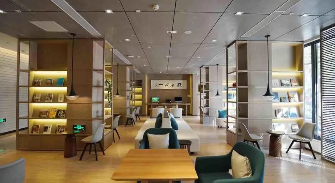 Atour Hotel Xi'an Xiaozhai Petroleum University