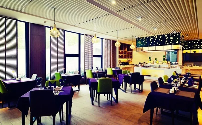 Atour Hotel Xi'an Xiaozhai Petroleum University