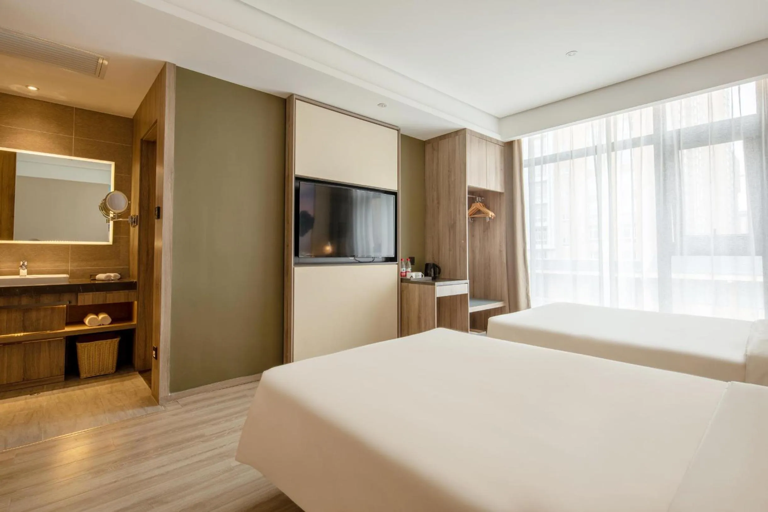 Bed in Atour Hotel Xi'an West Erhuan Road Tai'ao