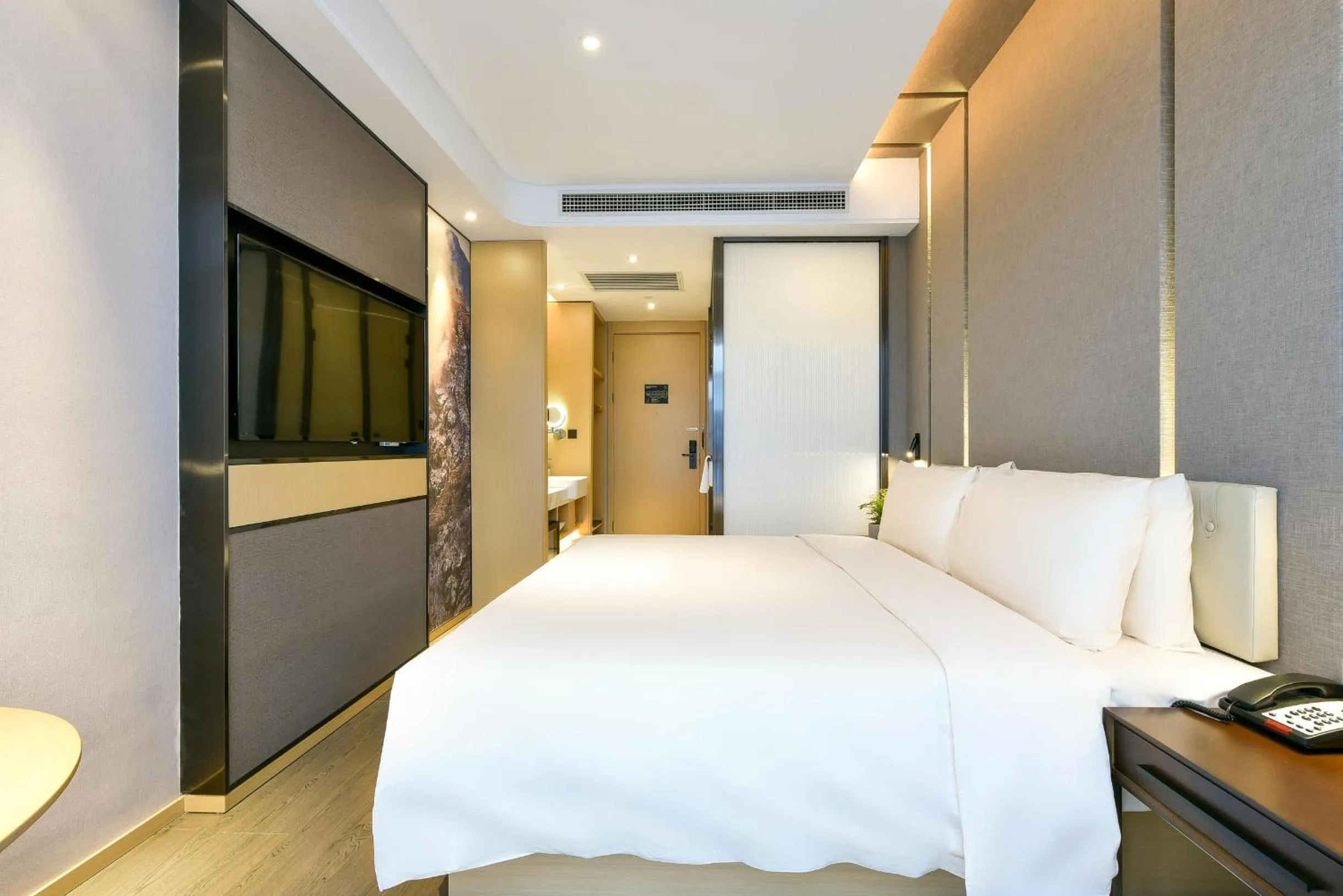 Bed in Atour Hotel Wangjing SOHO