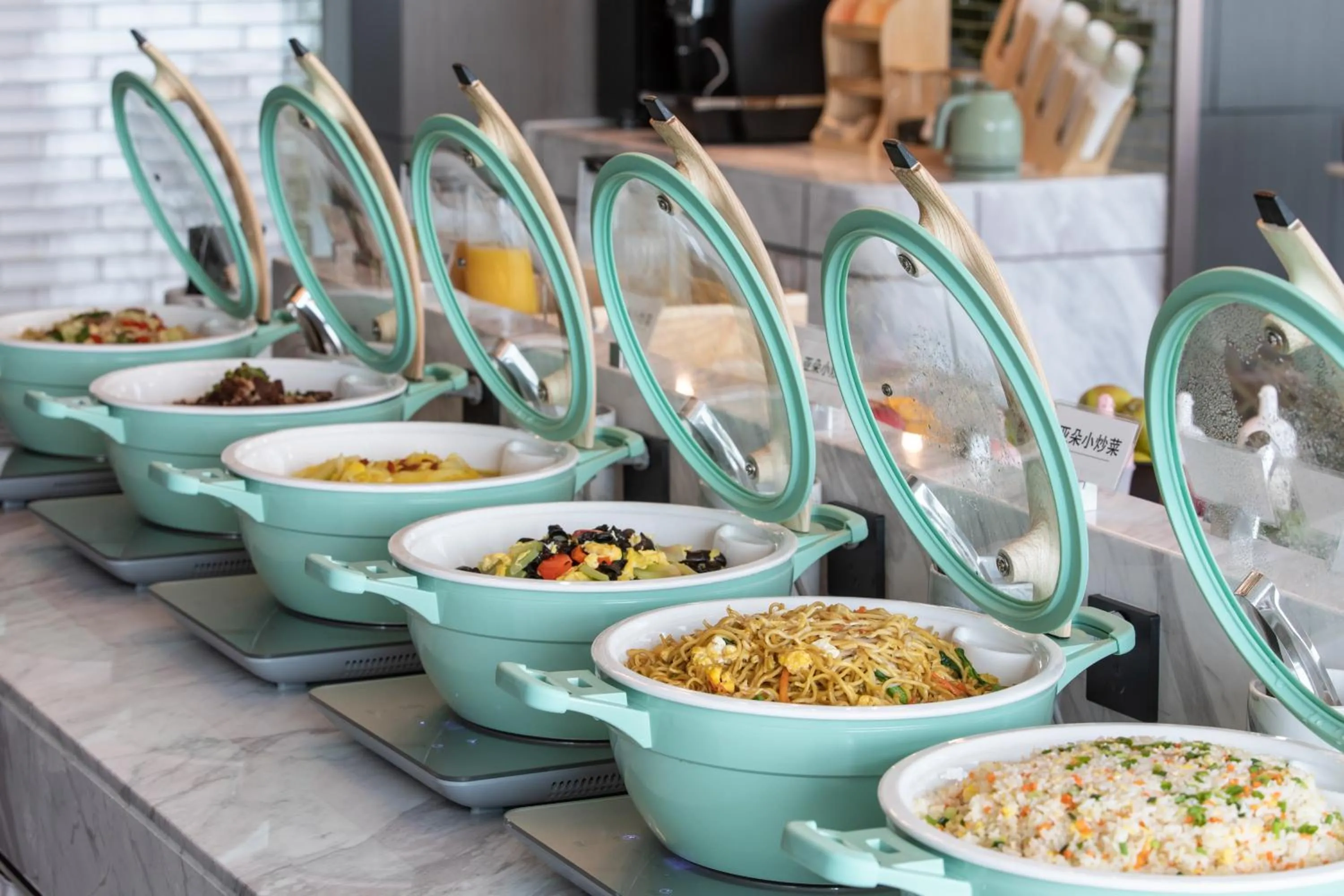 Restaurant/places to eat in Atour S Hotel Beijing Daxing International Airport