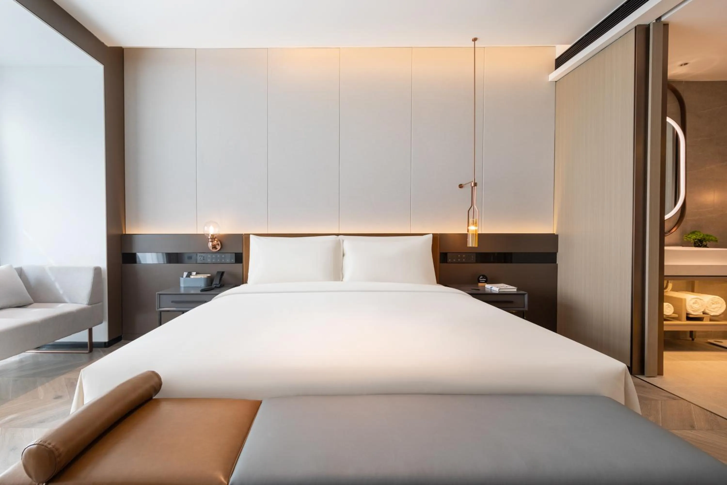 Bed in Atour S Hotel Beijing Daxing International Airport