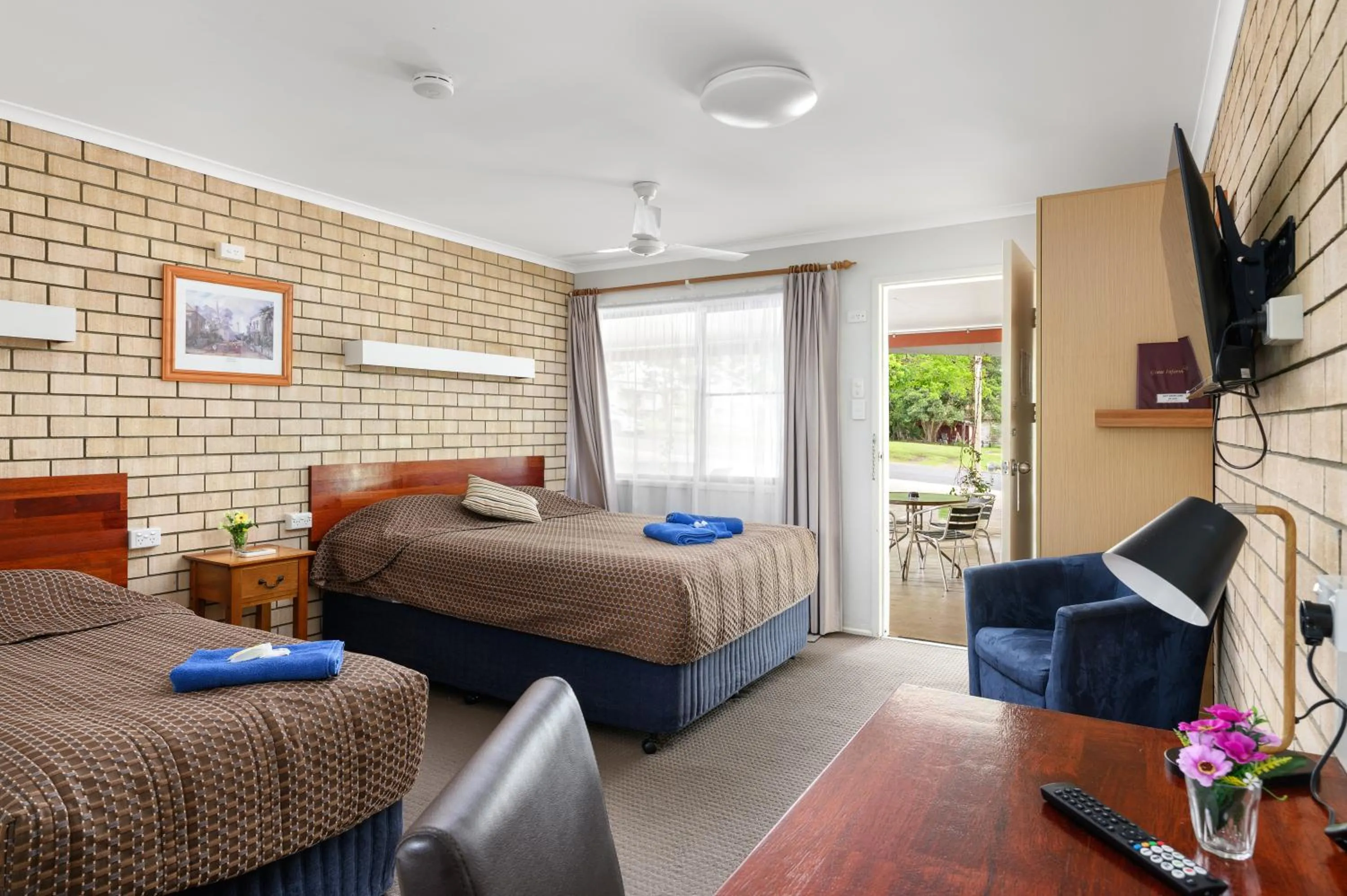 Bed in Goomeri Motel