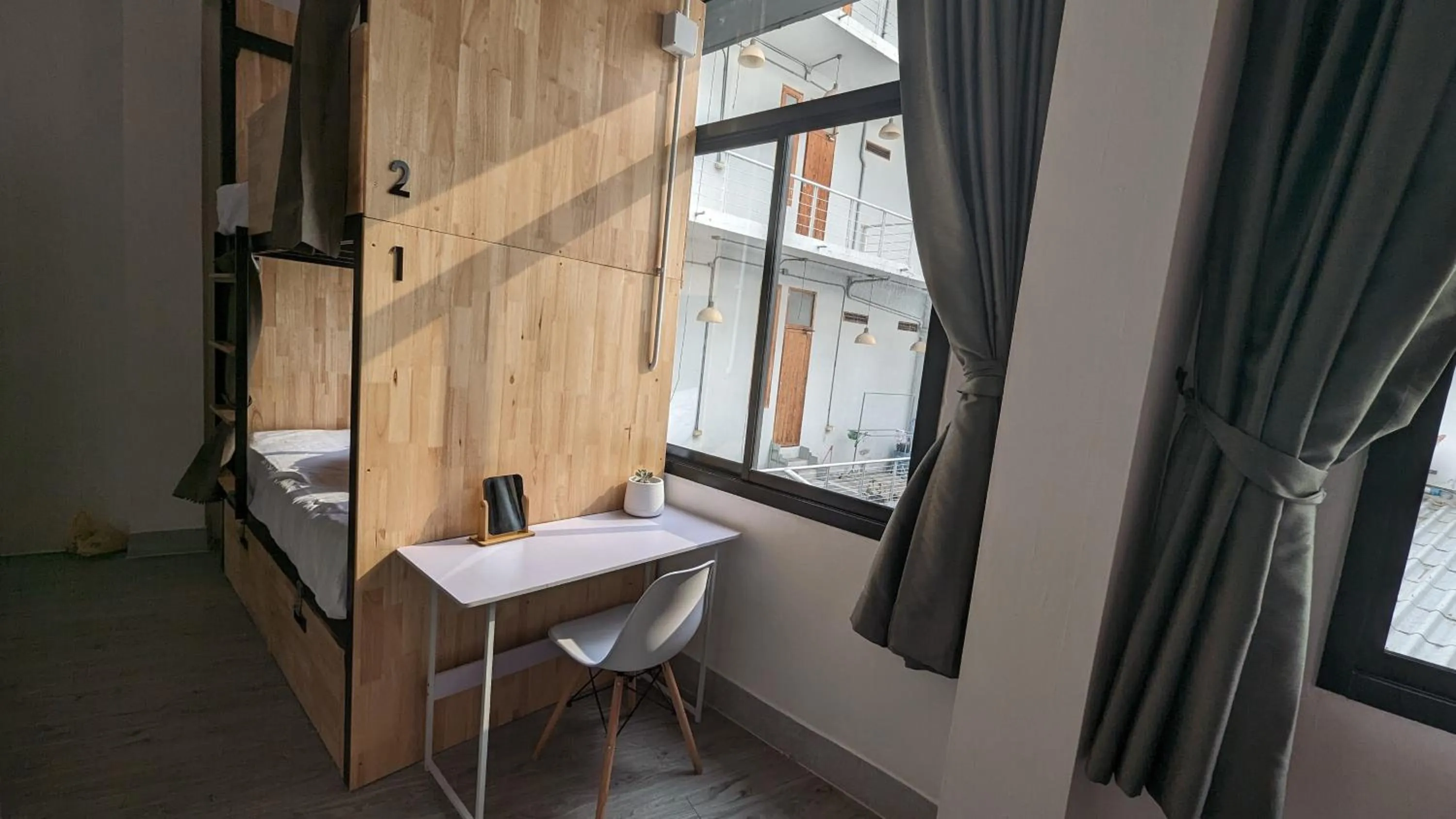 Bed in Urban Jungle Social