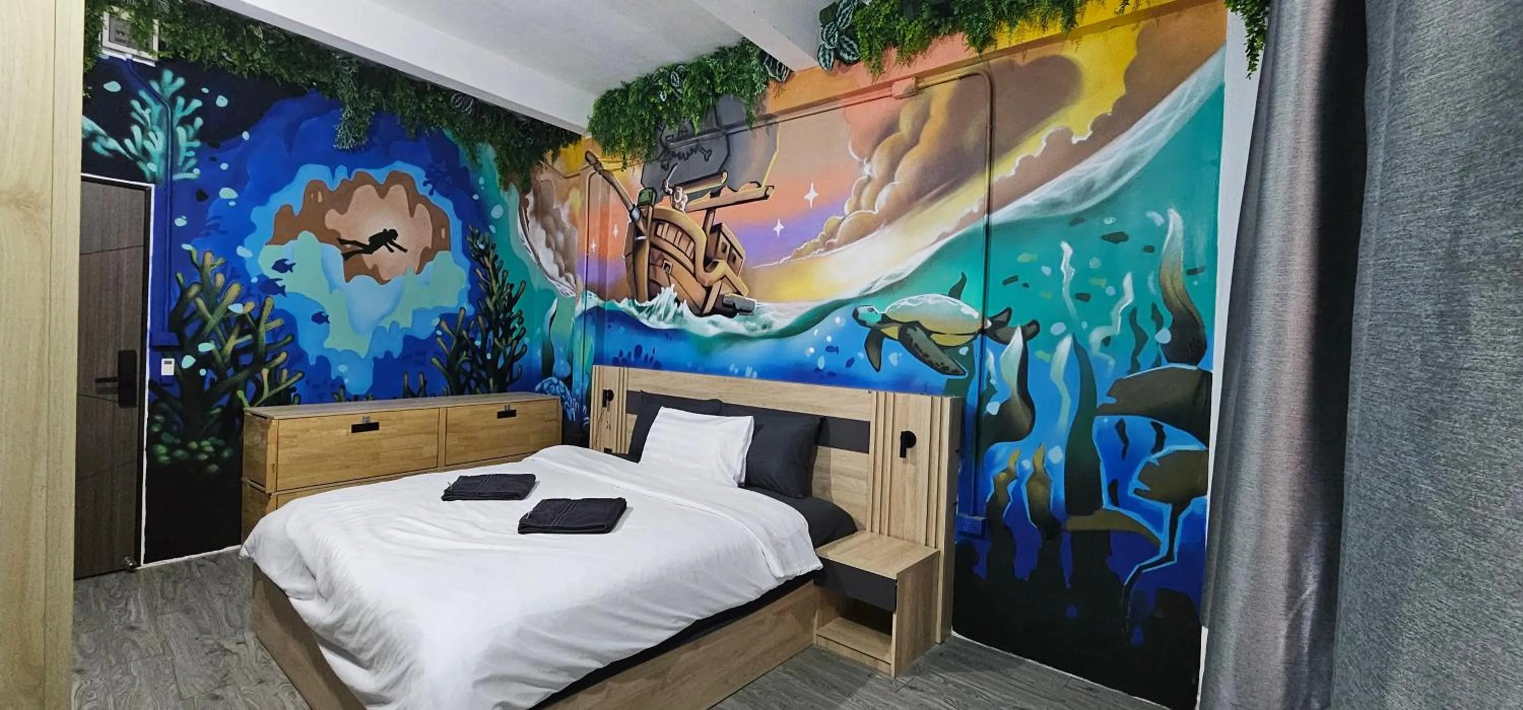 Bedroom, Bed in Urban Jungle Social