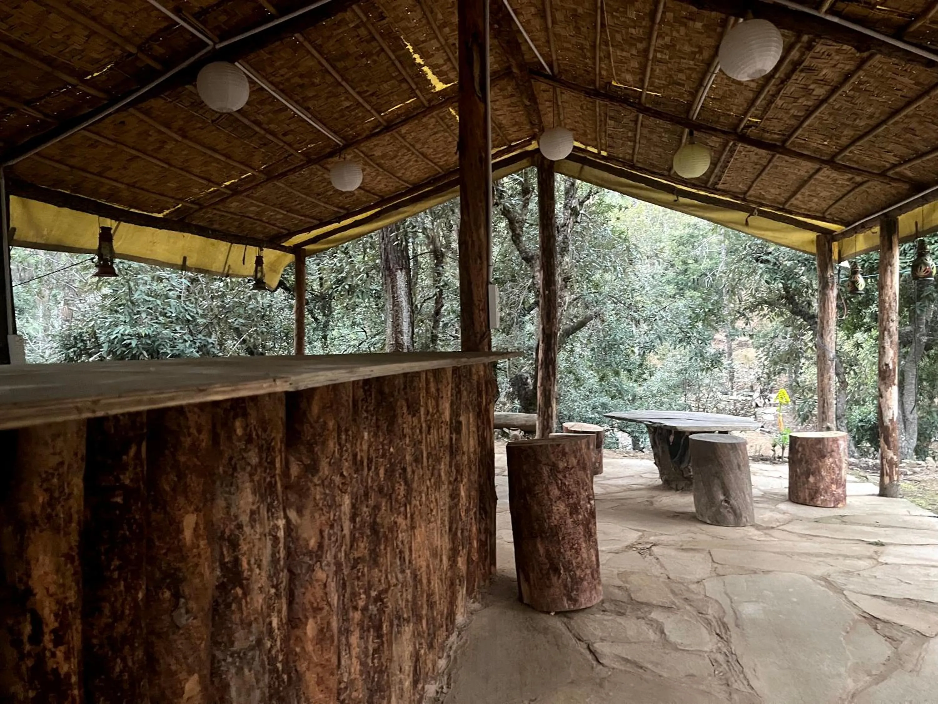 Dining area in Glampinn Woods